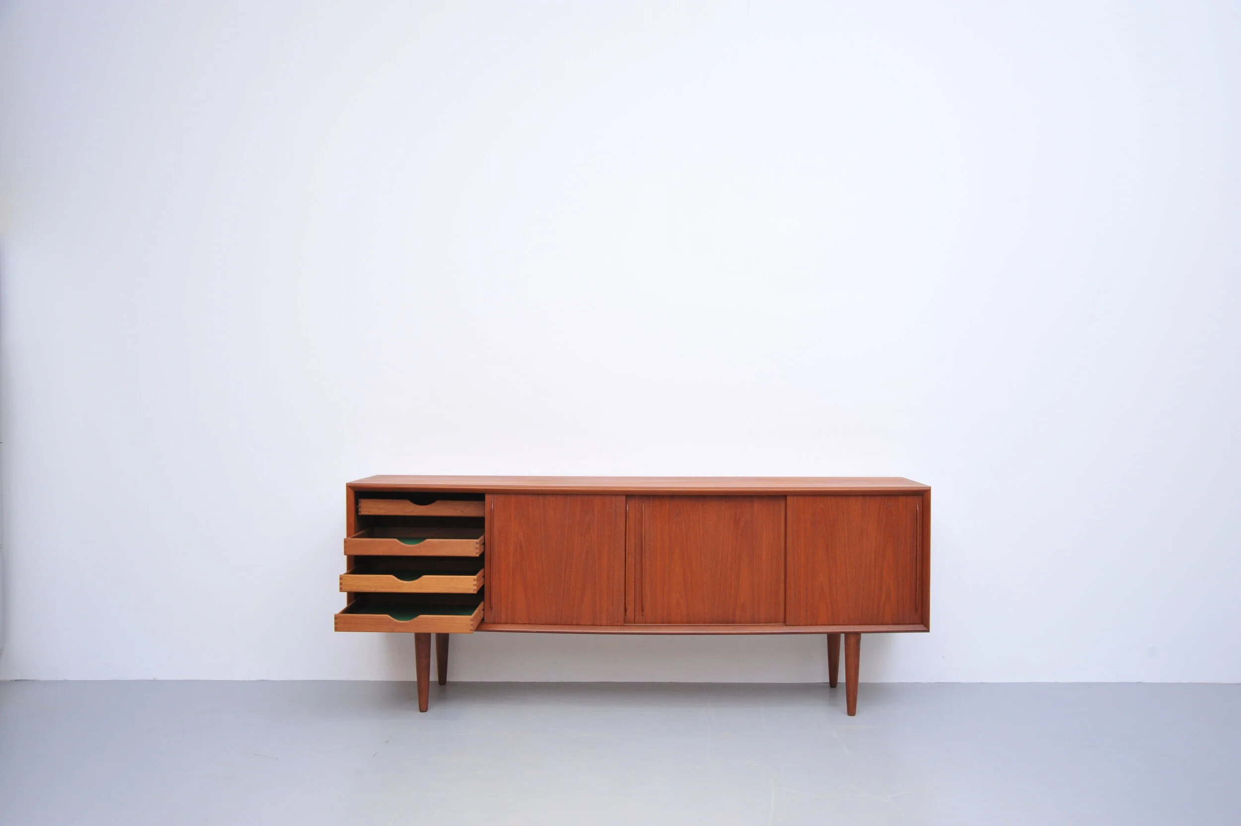 arne-vodder-sideboard-teak-h.-p.-hansen-dänemark-schubladen-3.JPG