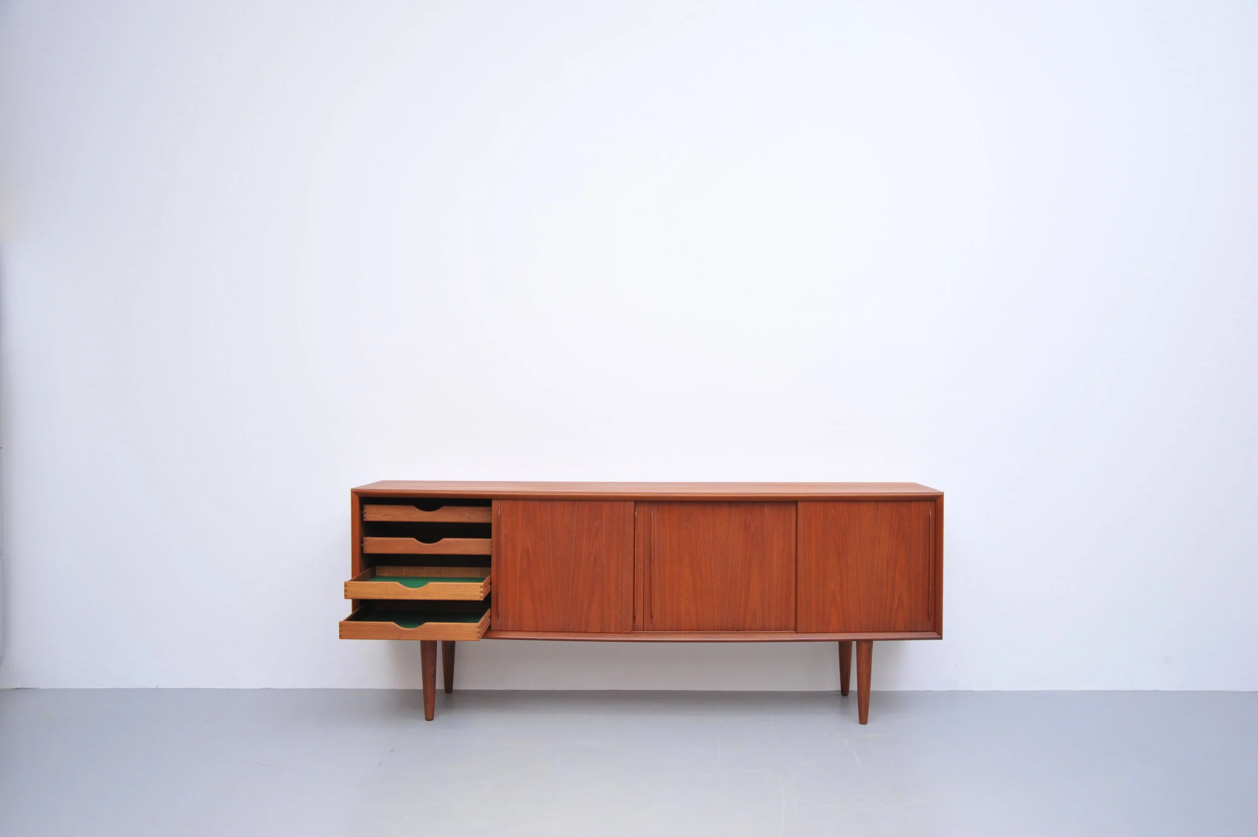 arne-vodder-sideboard-teak-h.-p.-hansen-dänemark-schubladen-4.JPG