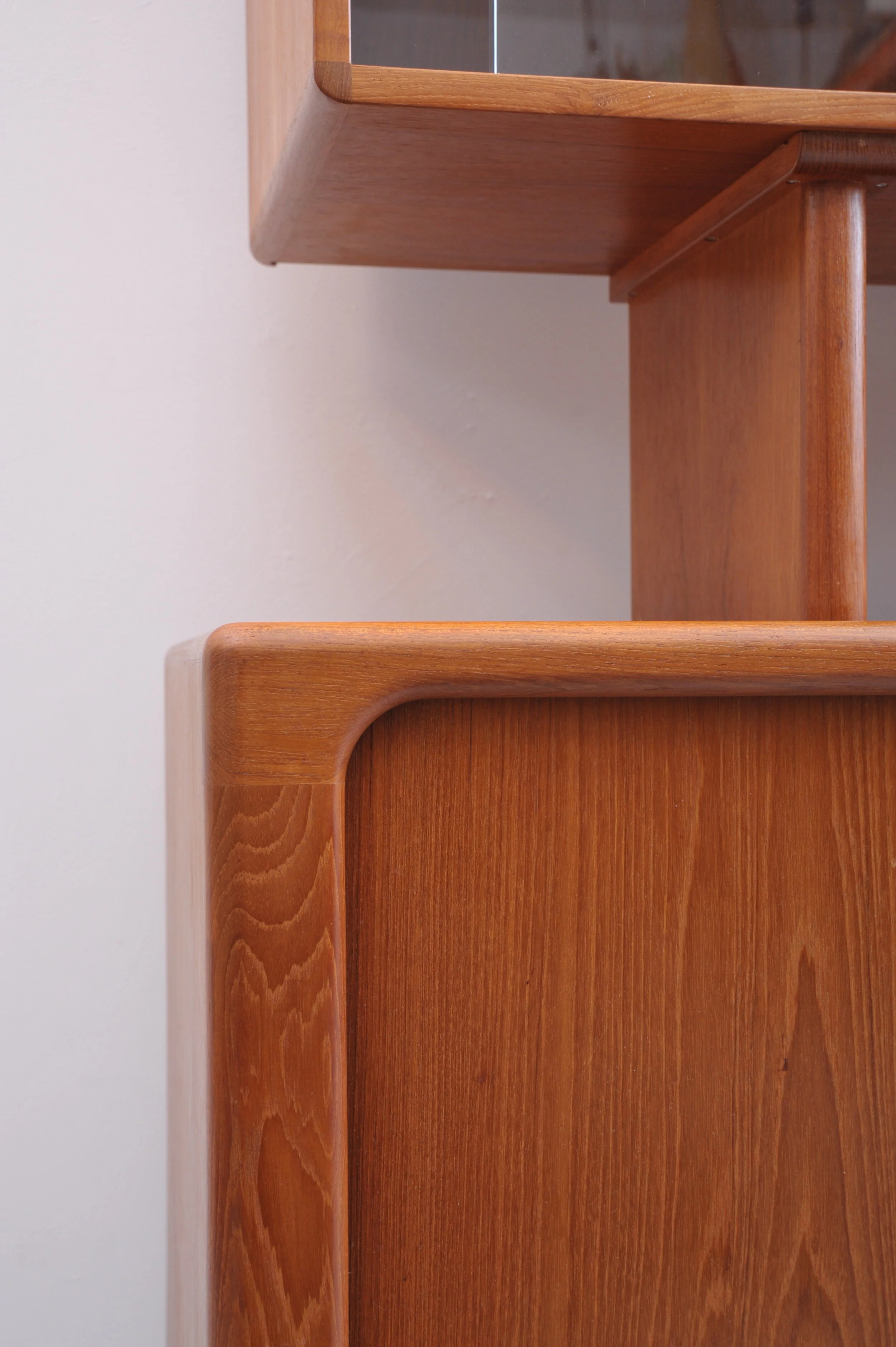 sideboard-dyrlund-teak-danmark-aufsatz-teakholz.JPG