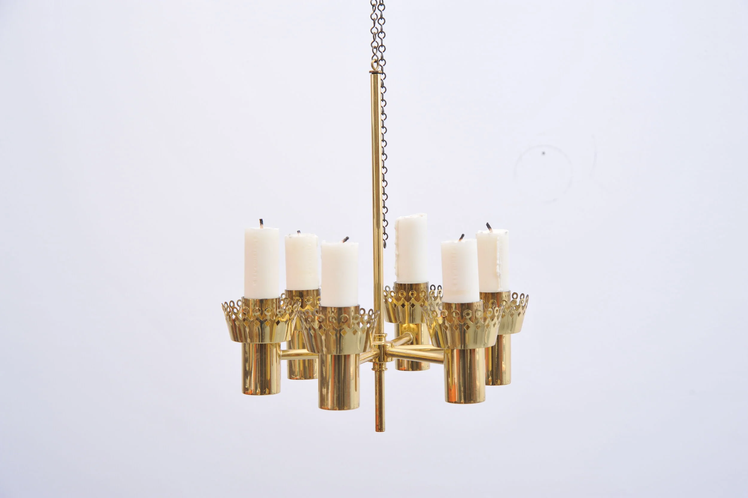 kerzenhalter-gold-messinghansa-agne-jakobsson-kette-kerze-ab-markaryd-schweden-skandinavisch-vintage-mid-century.JPG