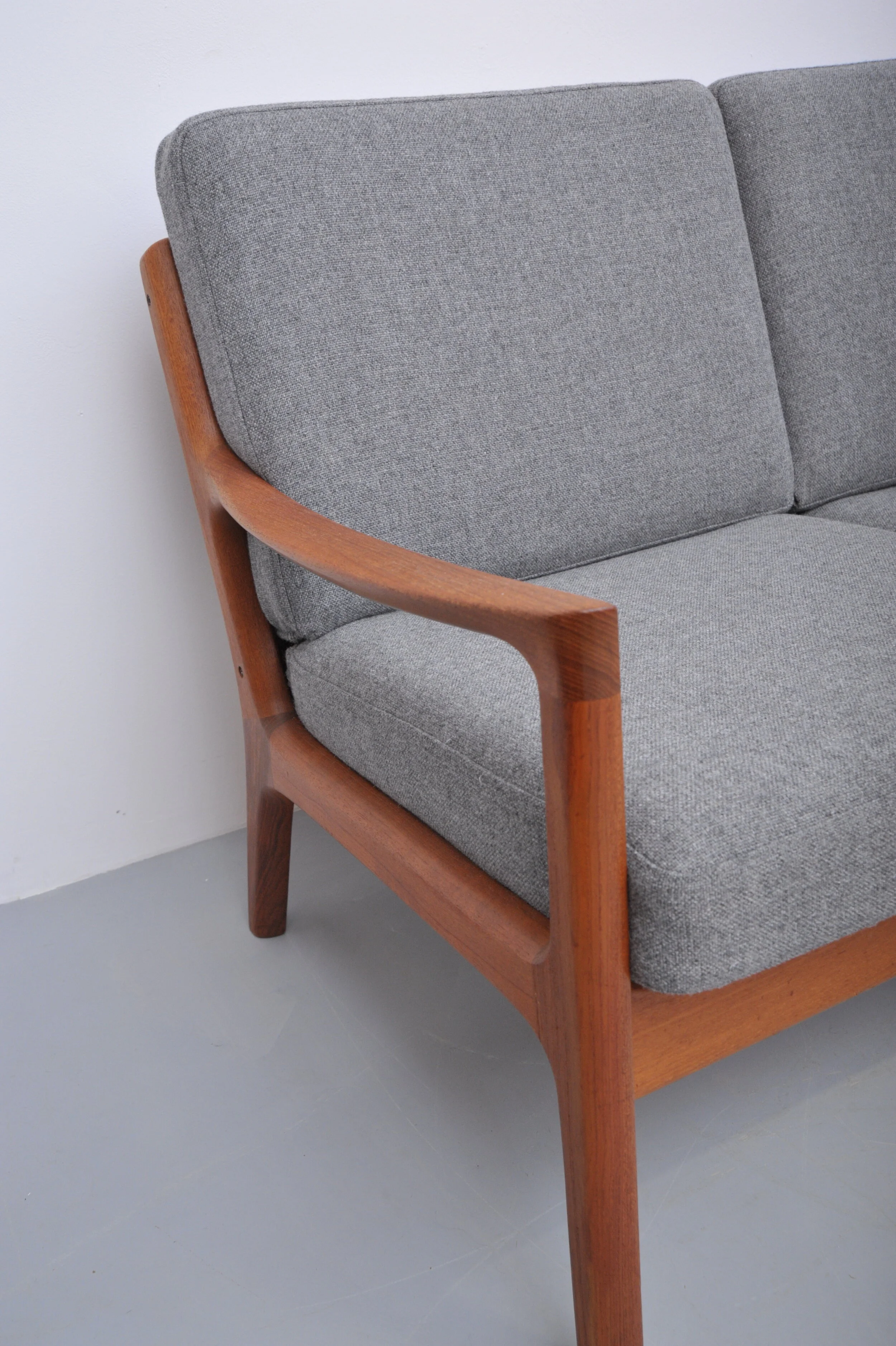 Ole-Wanscher-France-Son-Daverkosen-Senator-Armlehnstuhl-Vintage-Sofa-midcentury-Teak-Skandinavisch.JPG