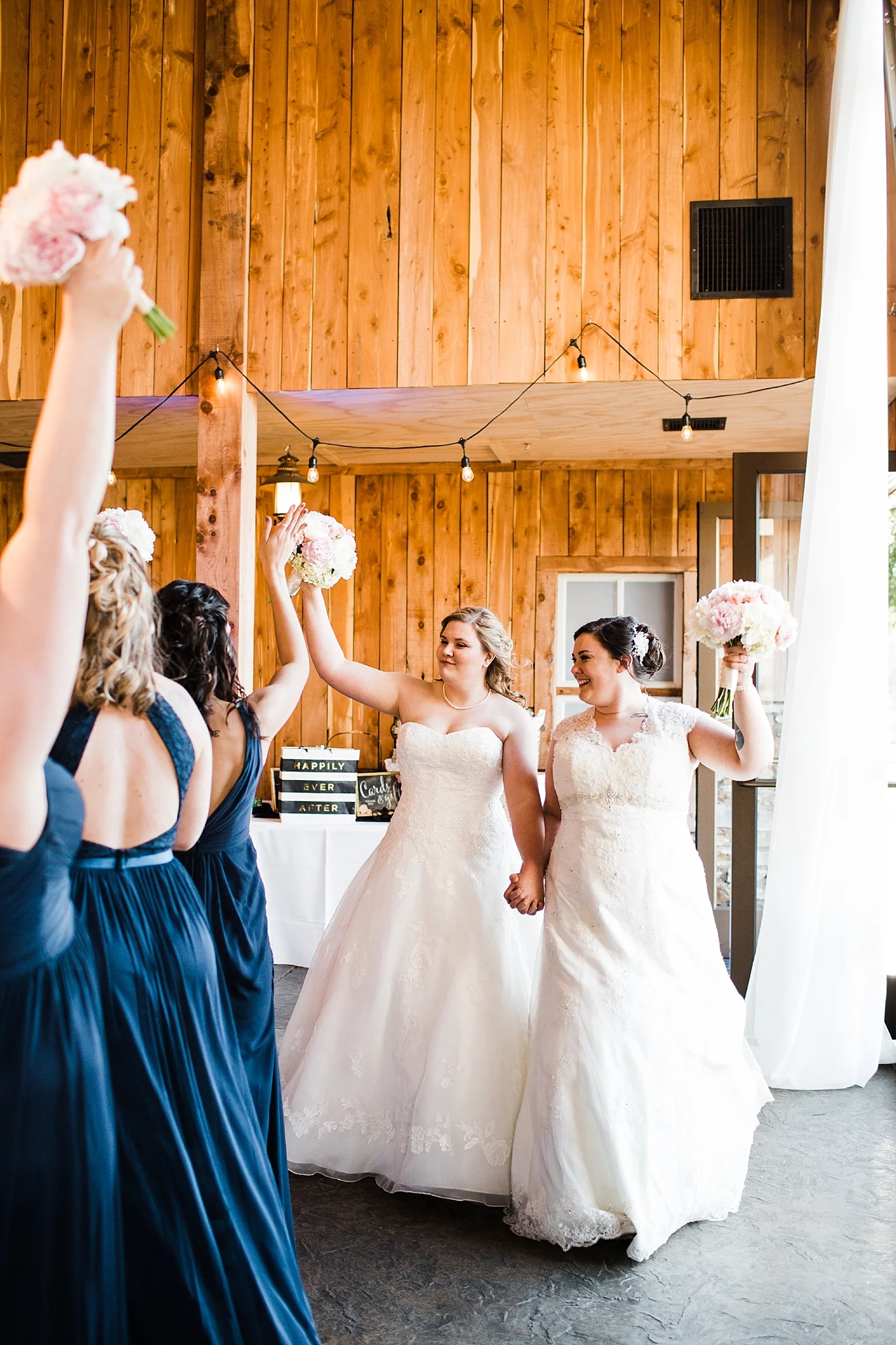 Jess_and_Jenn_1369.jpg