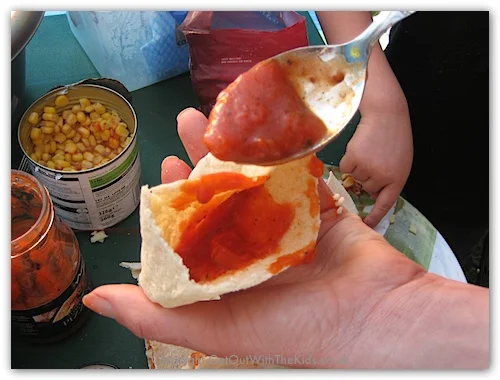 pocket-pizza-sauce.jpg