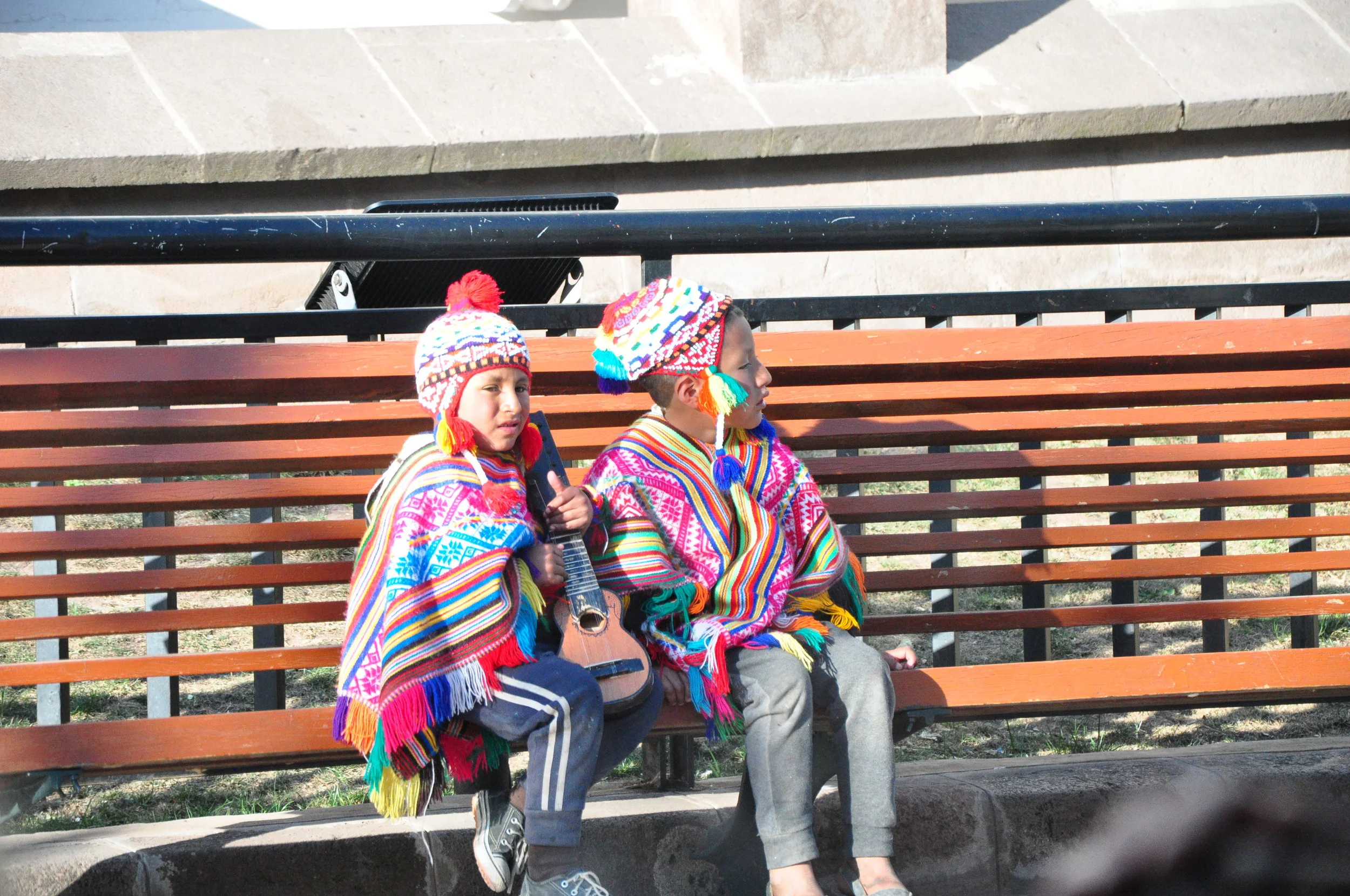  Colorful children's attire 