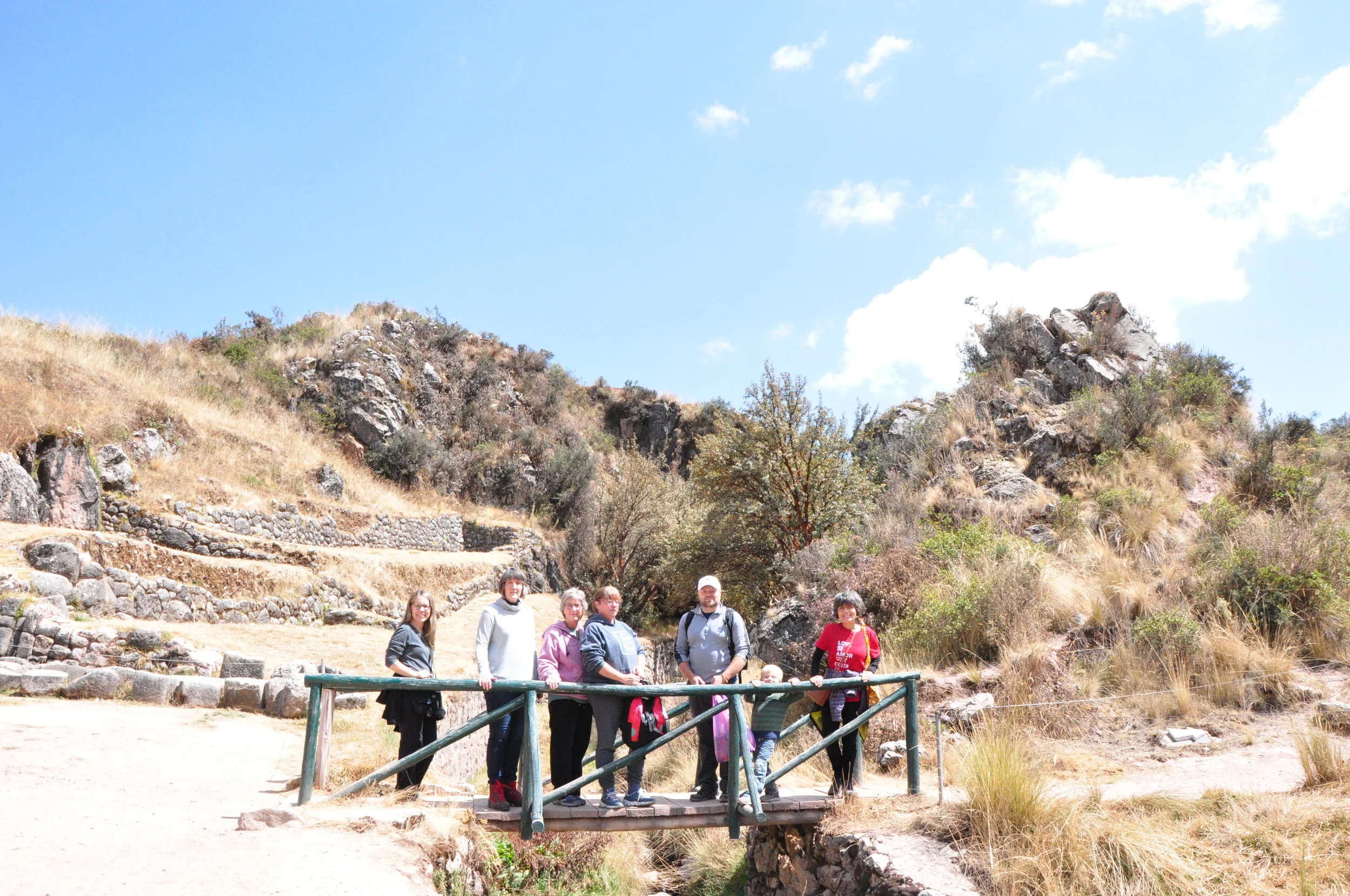 Hiking around Tambomachay, the bath of the Incas