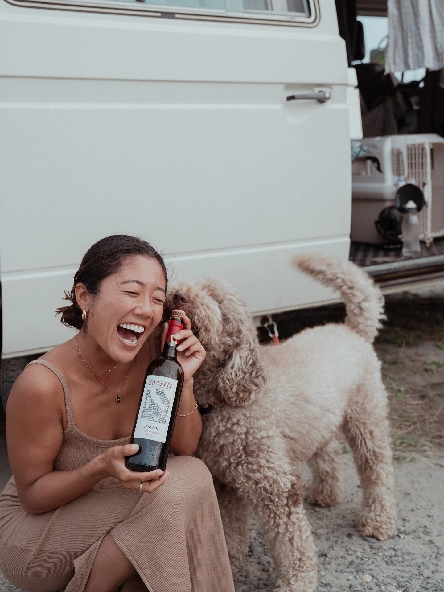 Nothing beats a good laugh and a glass of wine with your favorite people 🍷

#ZioBaffaWine#biologicwine#StayZio#ItalianWine#Surfing#redwine#vinorosso