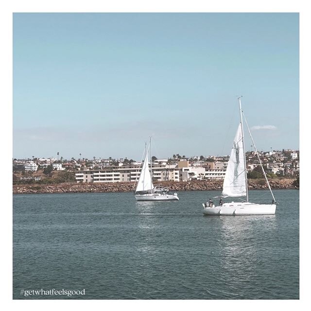 I love sail boats. I love being out on the water. ⁠
&bull;⁠
The way I feel in a boat I imagine is akin to the way others feel on a motor cycle... or how a dog feels riding in the car w/its head out the window enjoying the air &amp; sun on its face ✨☀