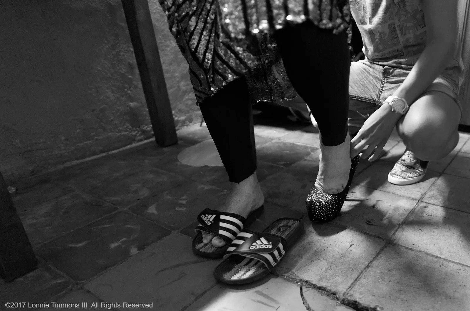 Cinthya prepares before headlining the Show de Travestis on July 2, 2017. Travel photography by Lonnie Timmons III. Copyright 2017 Lonnie Timmons III All Rights Reserved. 