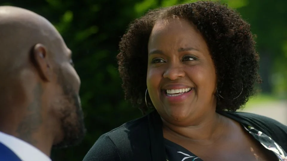 Natasha Rothwell plays Kelli on Insecure and has also written for Saturday Night Live but isn't it refreshing that as a big woman she wasn't the butt of any distasteful jokes? Wew! I love insecure!