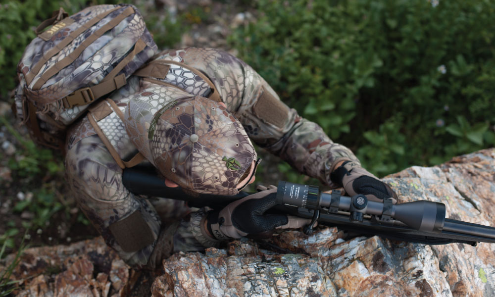 SIG SAUER WHISKEY3 3-9x40MM RIFLESCOPE If you’re familiar with the high quality of SIG SAUER’s firearms, you won’t be surprised by the quality of their new line of optics. The SIG SAUER Electro-Optics line includes riflescopes, binoculars, rangefinders, spotting scopes and a variety of rifle and pistol sights. But let’s talk about their riflescopes, specifically the Whiskey3 3-9x40, a versatile and popular scope designed for traditional hunting rifles as well as AR-style modern sporting rifles.