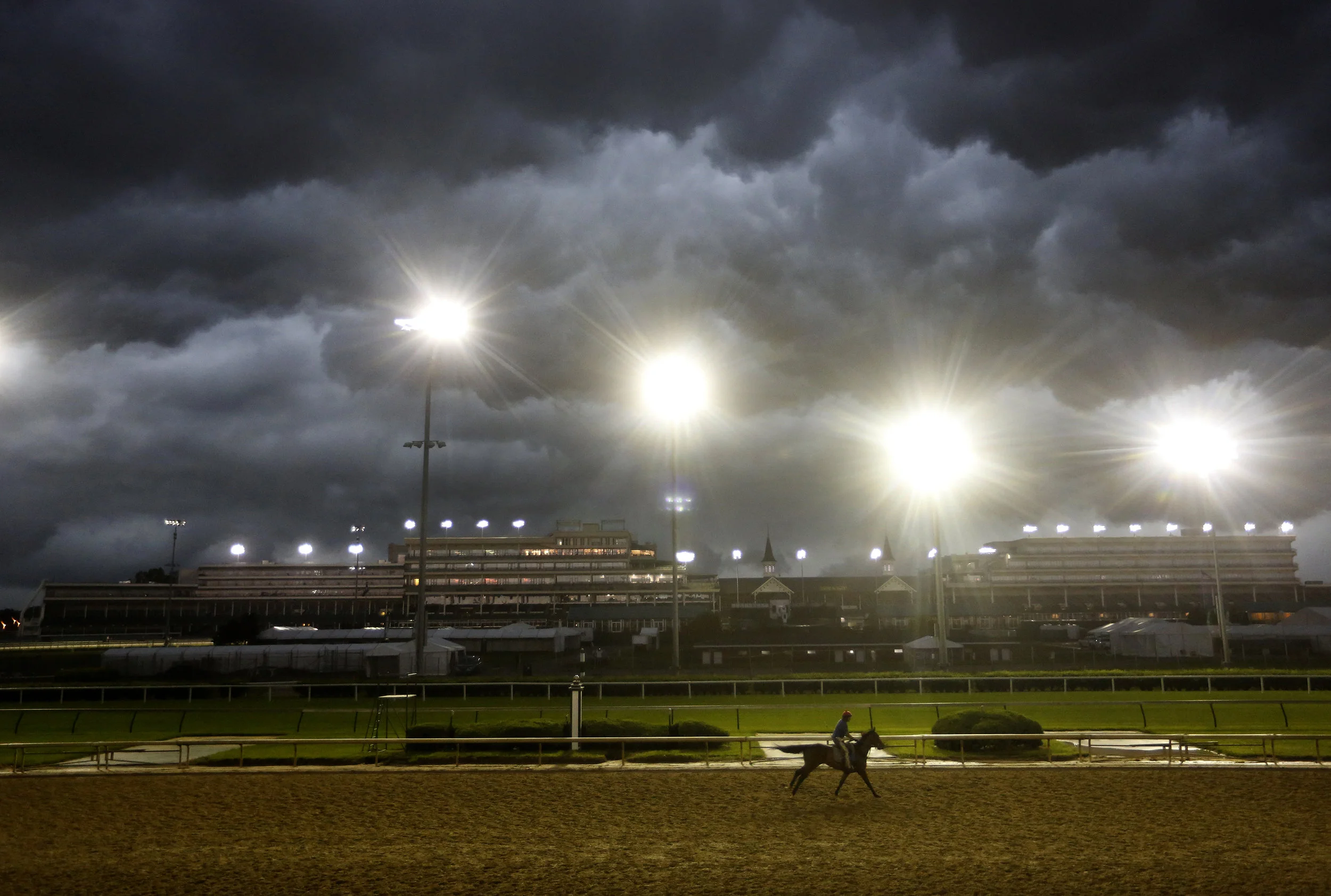 m4-29 CD Beauty-LiteMcD.jpg