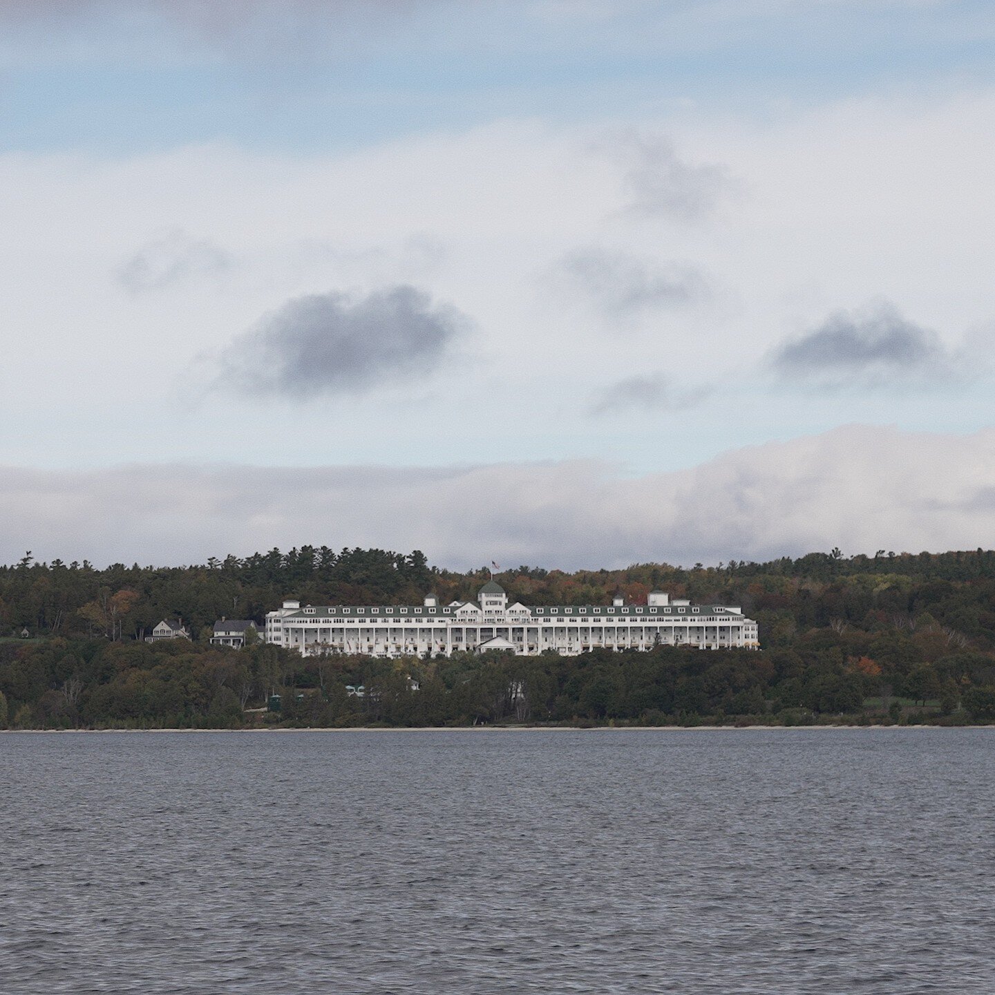 With winter fully upon us - now's the time to start planning your next adventures. 

#grandhotel #mackinacisland #thegreatlakes
