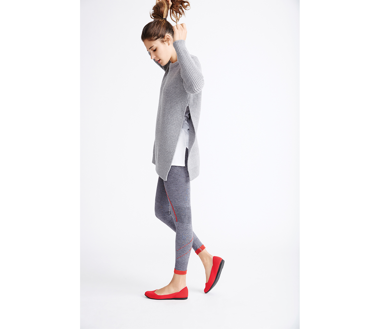 rothys_model.jpg