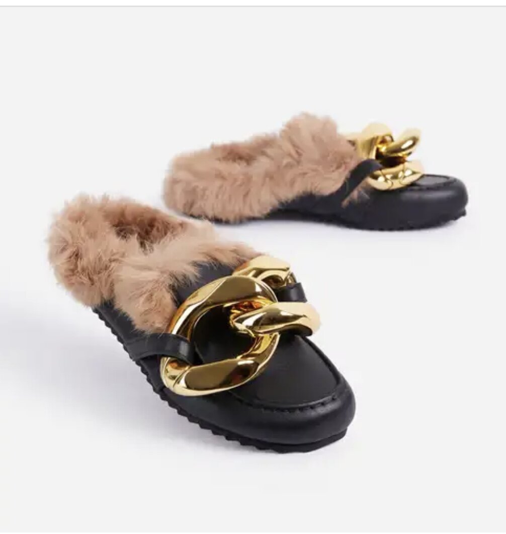 Dupe alert: jw anderson Chain mules — She Fly Tho