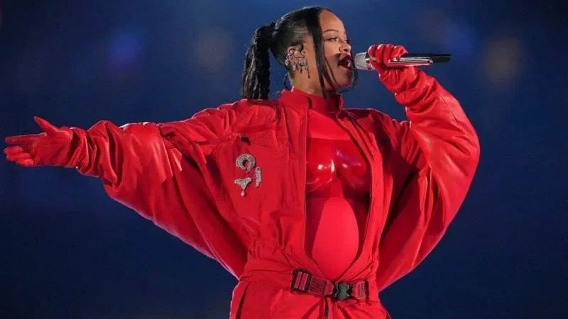 Let’s Talk Talent & Motherhood: Rihanna’s SPECTACULAR Super Bowl LVII Performance