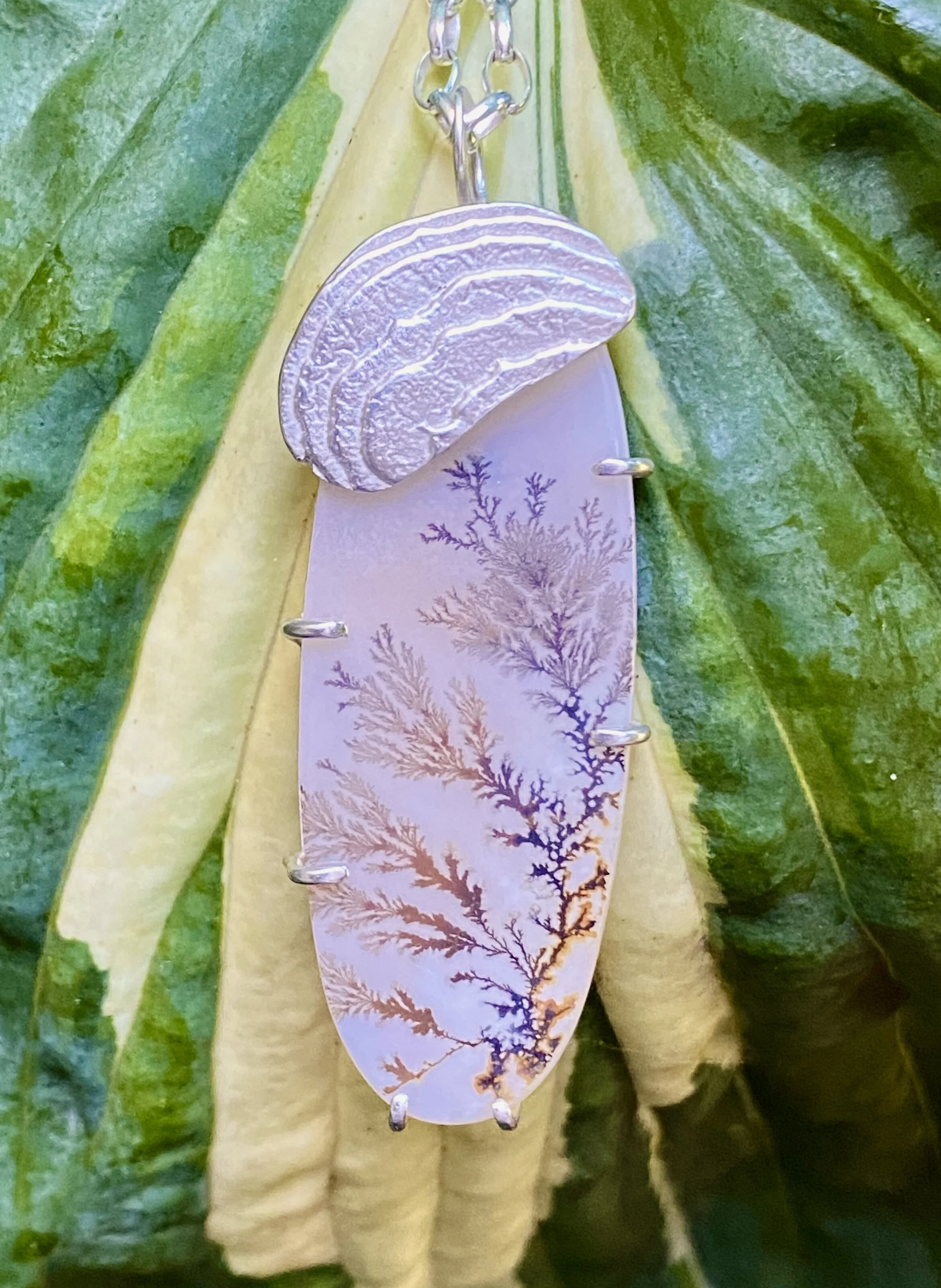 Dendritic agate 1.1.JPG