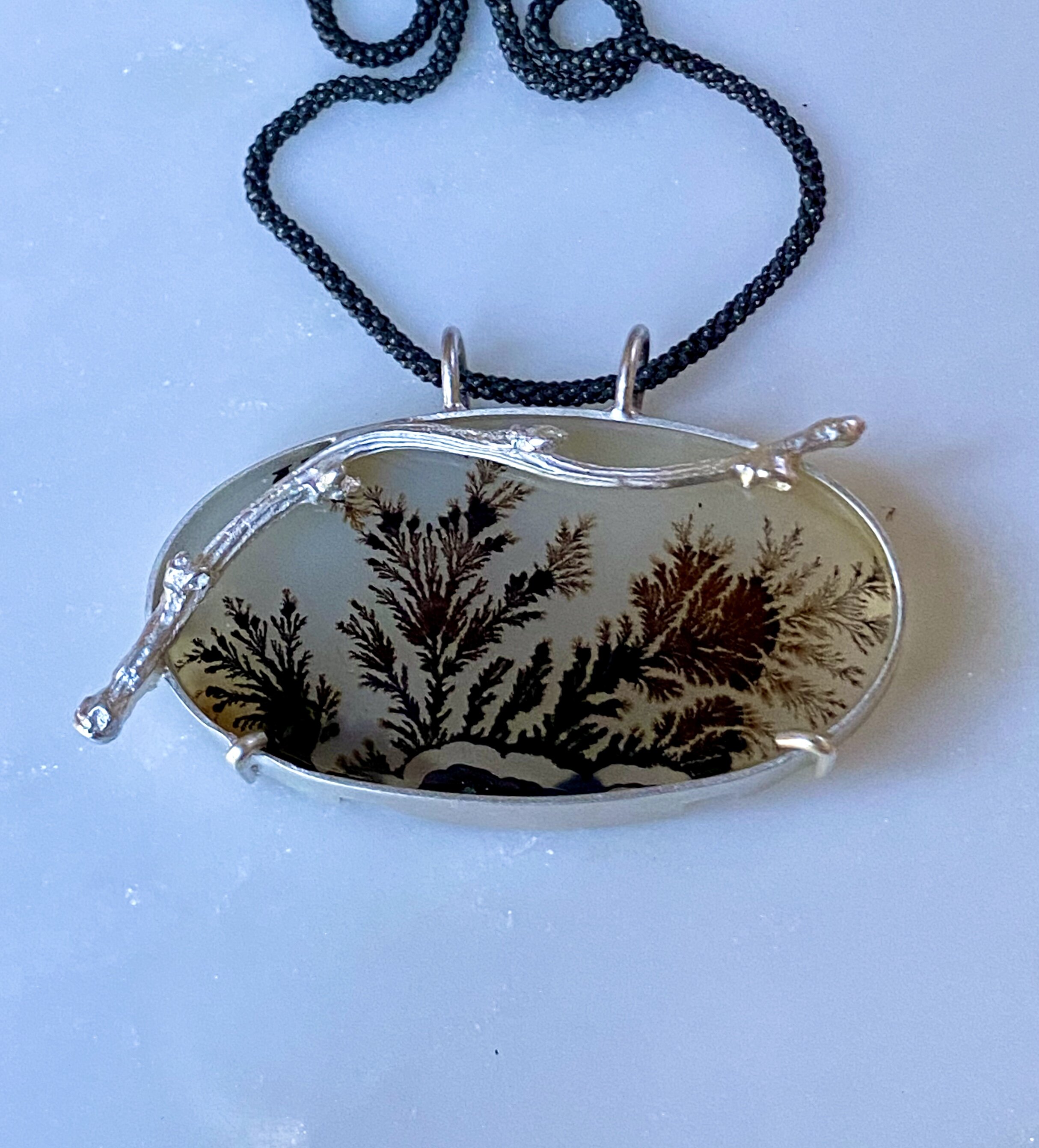 Dendritic agate 2.1.JPG