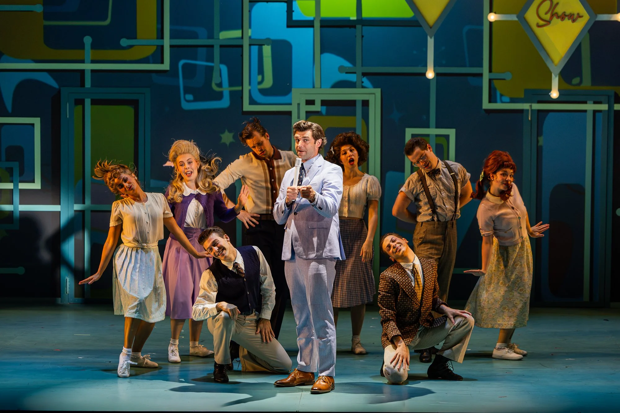 Hairspray_0007-Edit_WEB_SIZE_DO_NOT_PRINT.jpg