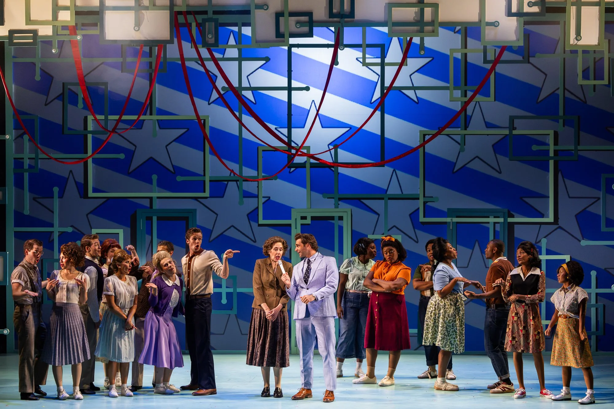Hairspray_0030-Edit_WEB_SIZE_DO_NOT_PRINT.jpg