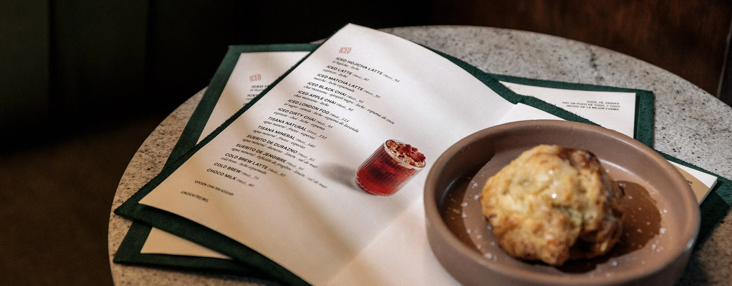 Unoentremil-Cafe-Bar-Menu.jpg