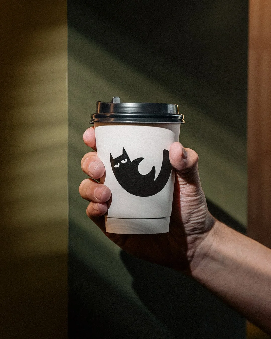 Unoentremil-Cafe-Packaging-Vaso-Cafe.jpg