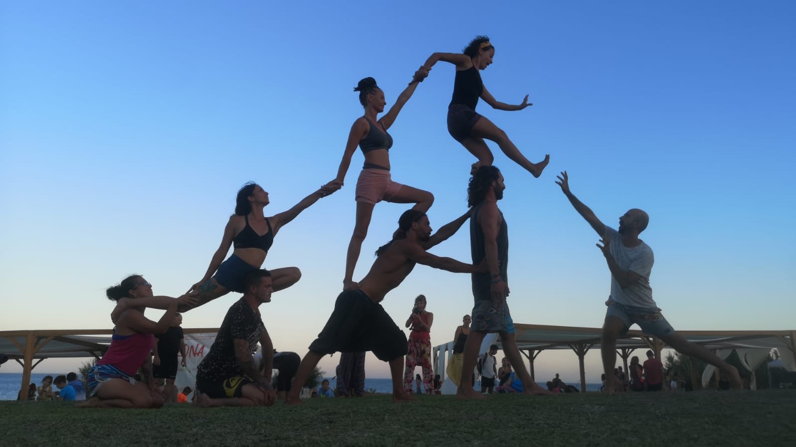 porté collectif pyramide de l'évolution