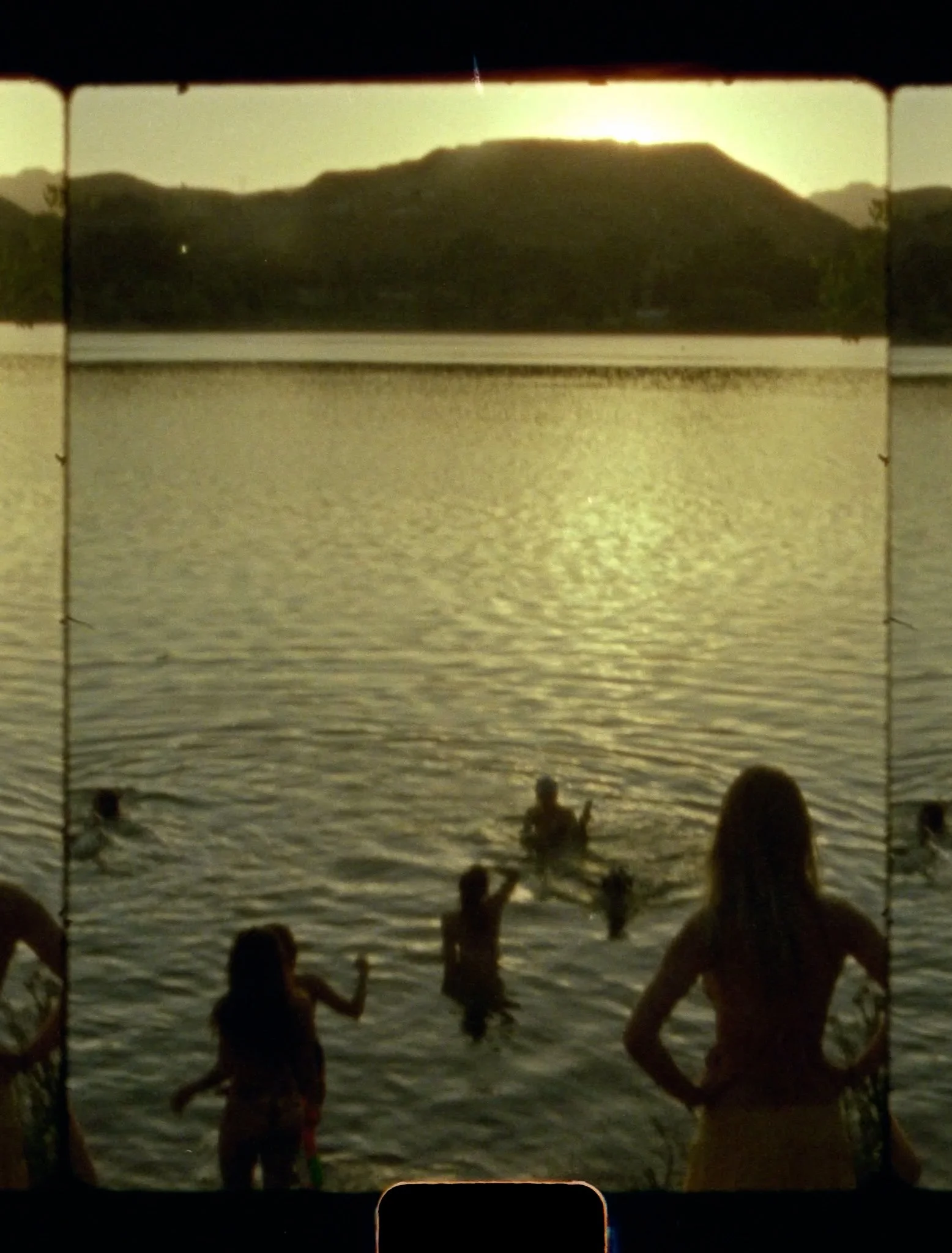 lake v2.00_00_03_12.Still021.JPG