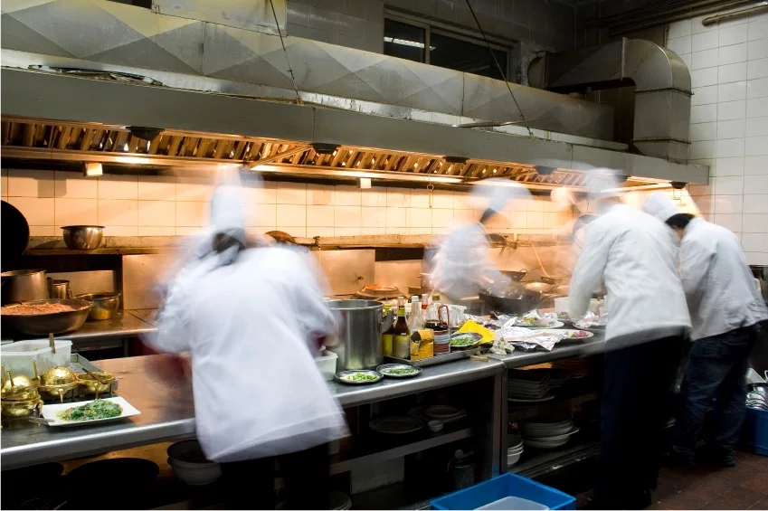 iStock Chefs in Kitchen_000005902914Small[1].jpg