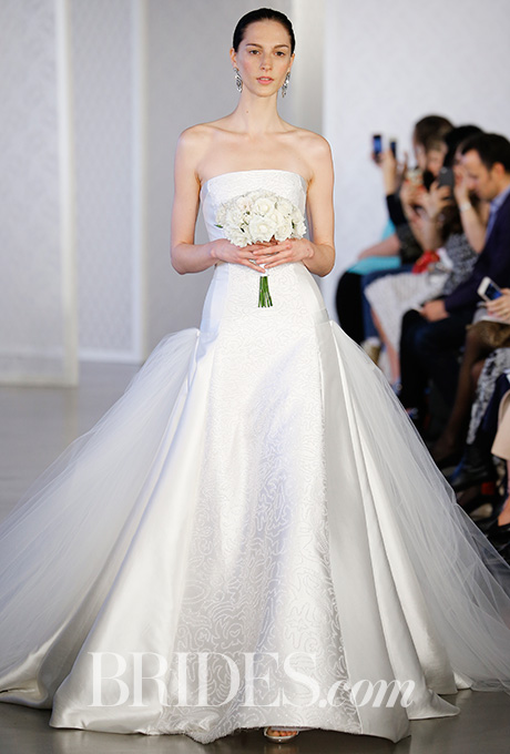 oscar-de-la-renta-wedding-dresses-spring-2017-015.jpg