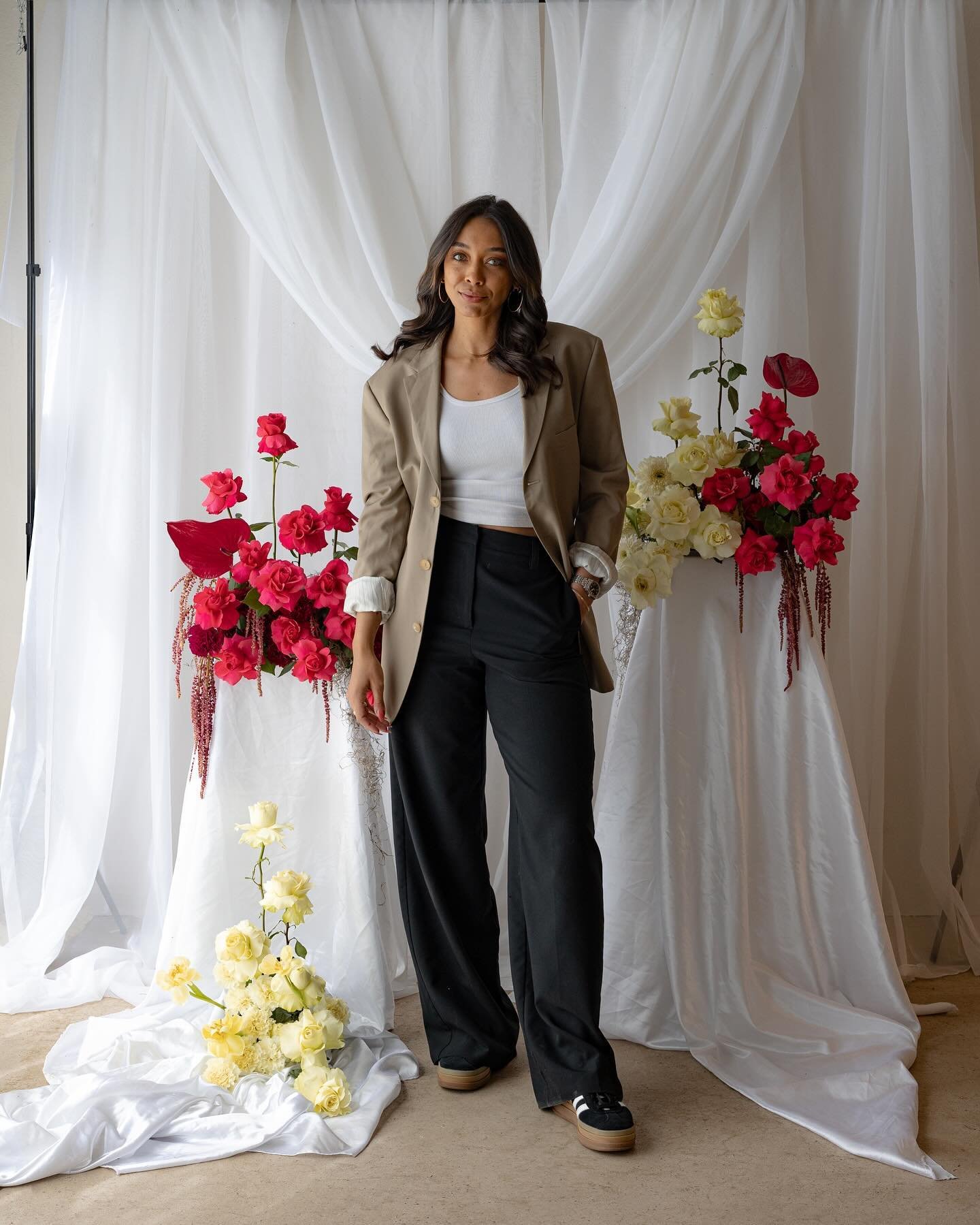 The sneak peeks are in from my latest branding photoshoot and these feel so ME I could cry. 🥹

Shouts out to the goodwill blazer I almost didn&rsquo;t bring and my new found cup bedazzling skills. And thanks to @meganbloweyphotography &amp; @markedb