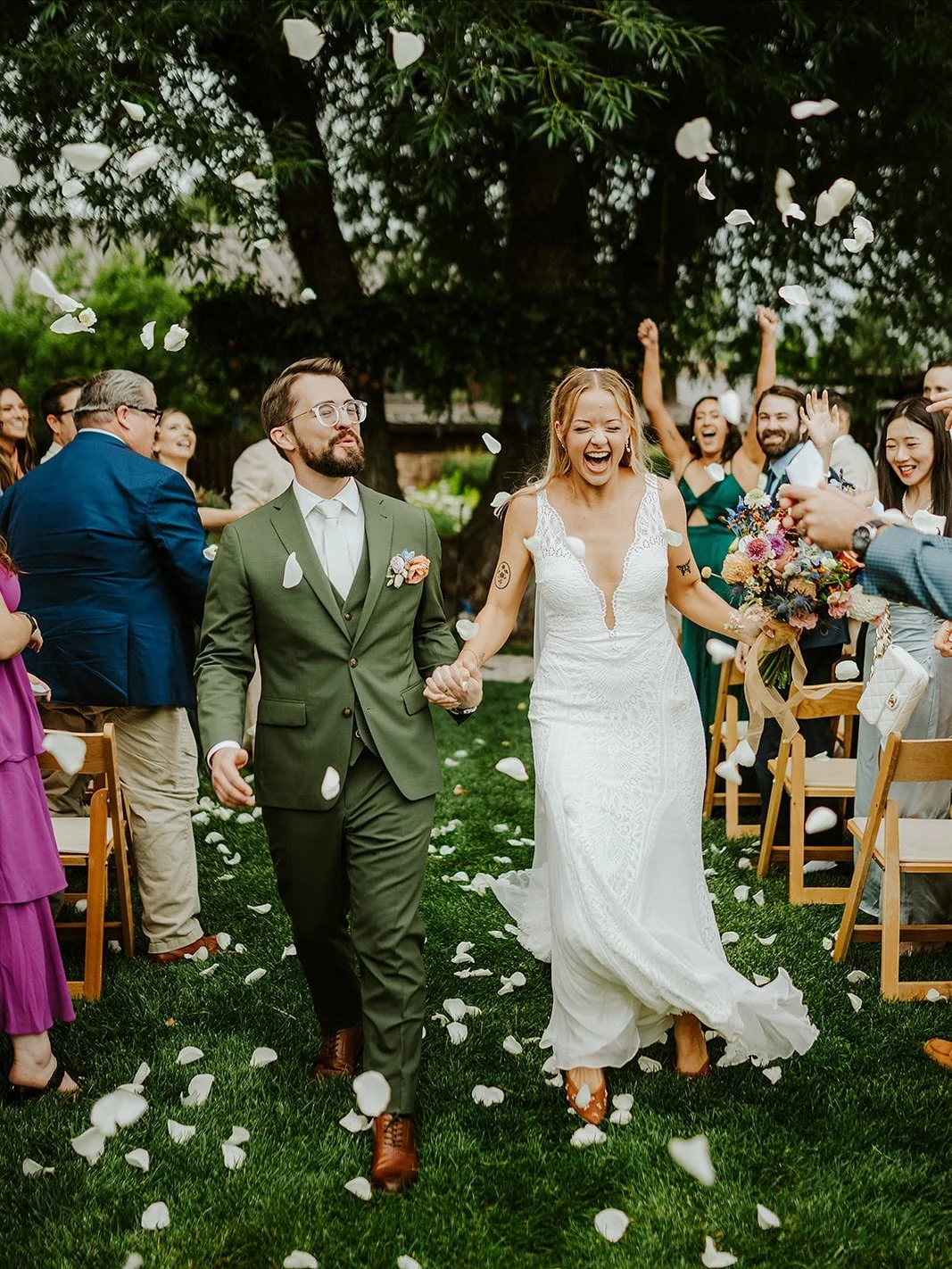 PURE JOY. 🌼🌺🌻🌹🪻💐
So obsessed with these two and their eclectic wedding day vibe! This wedding had everything from hand selected vintage glassware, wildflowers, tarot cards, two tattoo artists and a headbanging dance floor. 
⠀⠀⠀⠀⠀⠀⠀⠀⠀
There was 