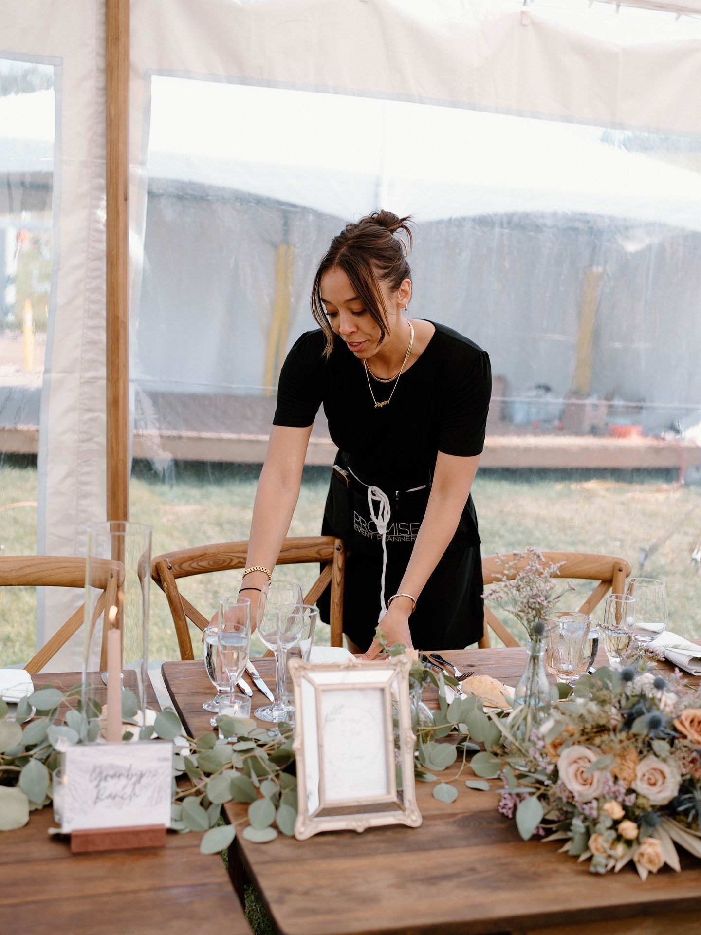 Some days you get to look gorgeous on the job and other days you have to pull your very clean hair turned sweaty mess into a clip and get down to business. Putting this finishing touches on the dining tables is always a tedious but necessary task. I 