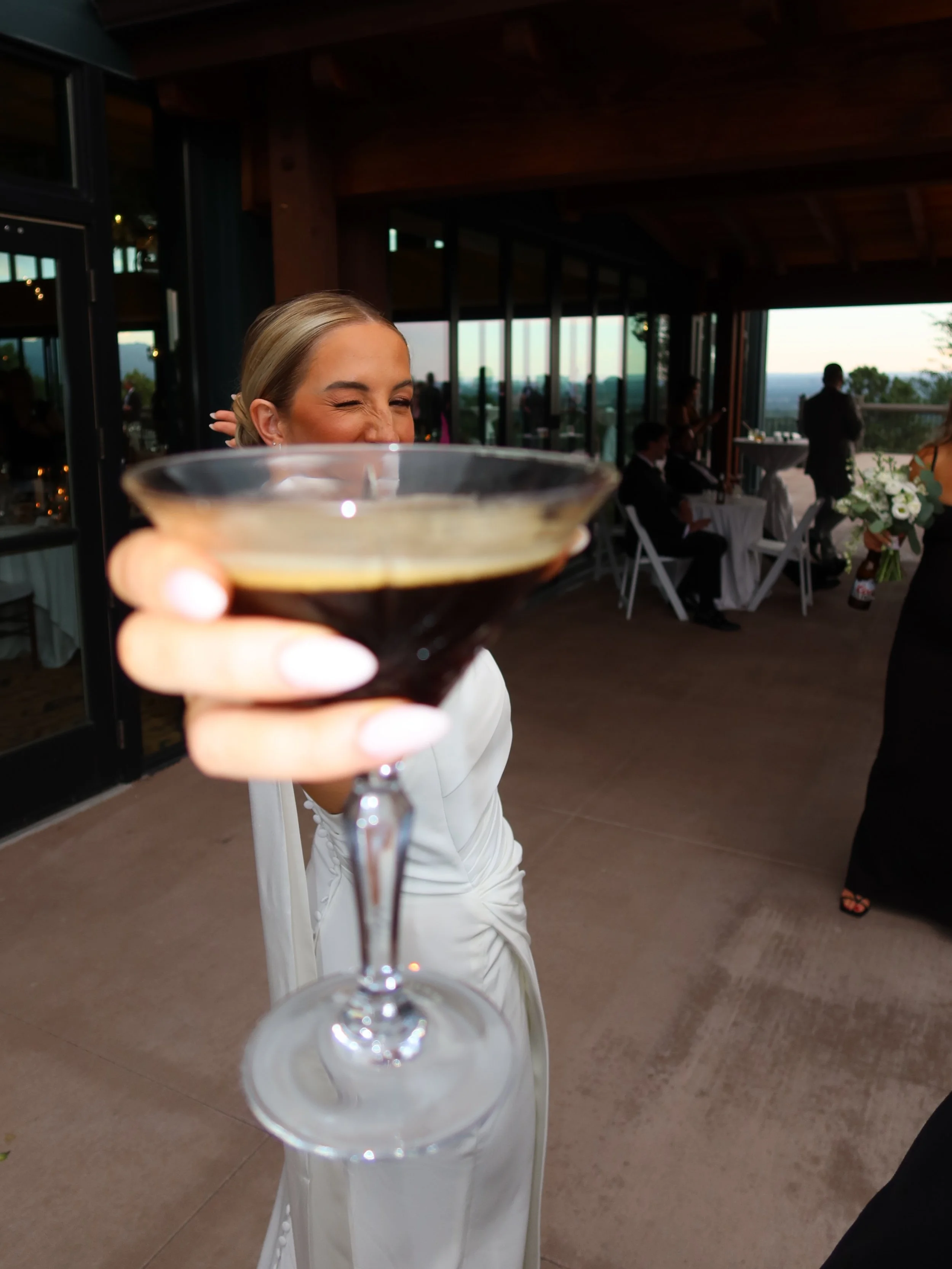 Cheers to the freakin weekend! 🥂 

Today we&rsquo;re headed up to Breckenridge for G+J&rsquo;s wedding at a private residence! Make sure to follow along on our stories to see everything this adorable couple has in store.