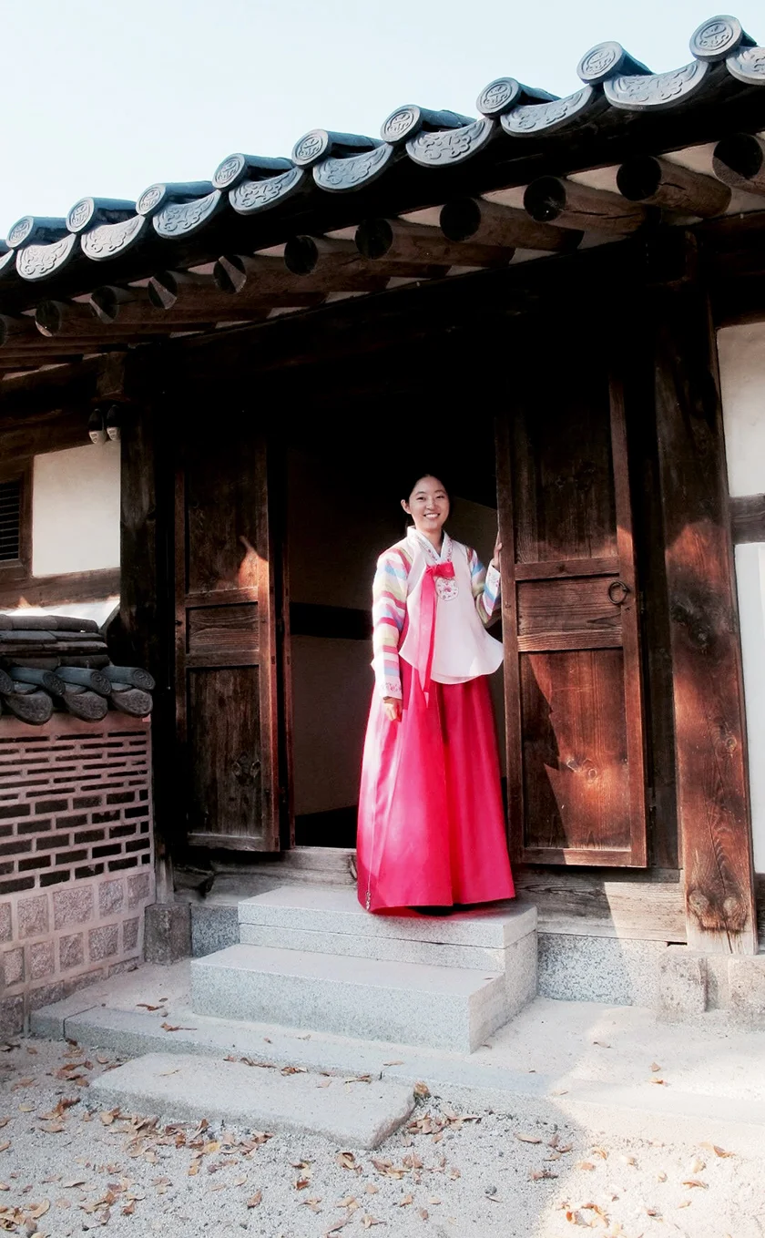 unhyeonggung palace hanbok wearing