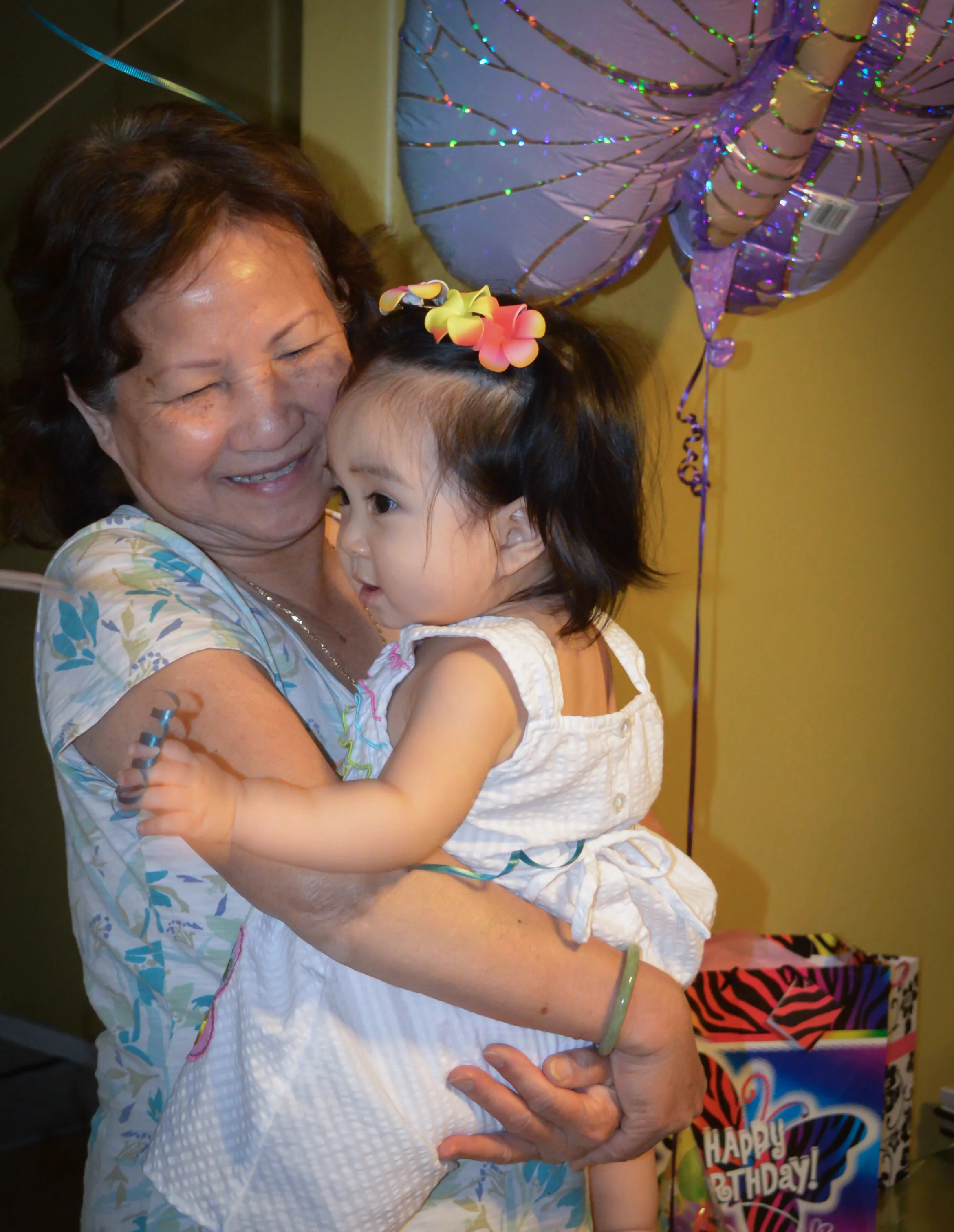 Janes mother with Vivian.JPG