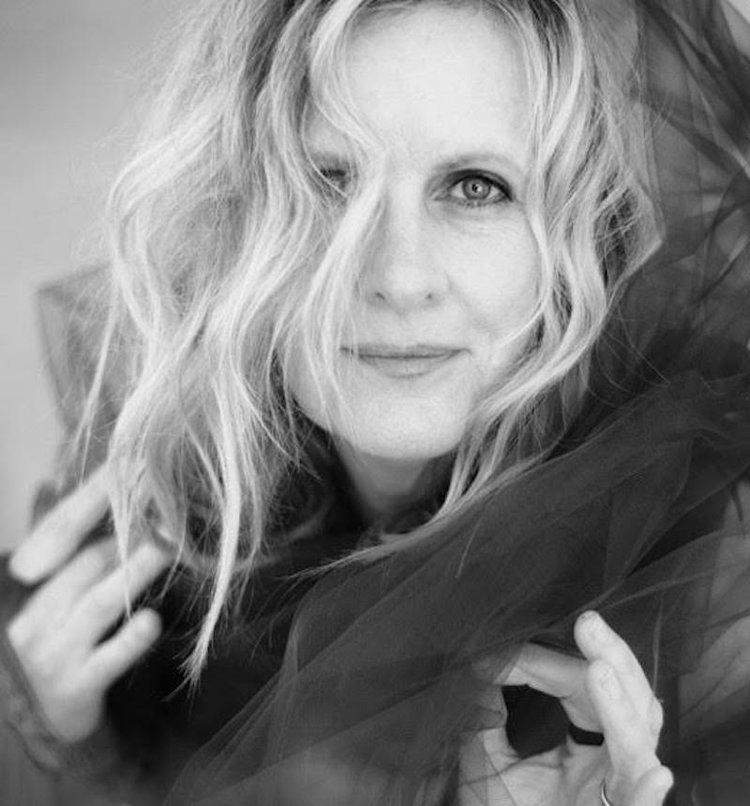 Terry Winchell is a singer songwriter who grew up on the East End of Long Island, NY, surrounded by farmland and the ocean. From the beginning, her love of nature , activism and her experience as a traveling balladeer have infused her music, as well as her On the heels of finishing her 2016 album release, “Blue Flower,” Terry moved to the Southwest and makes her home in Austin, Texas.
