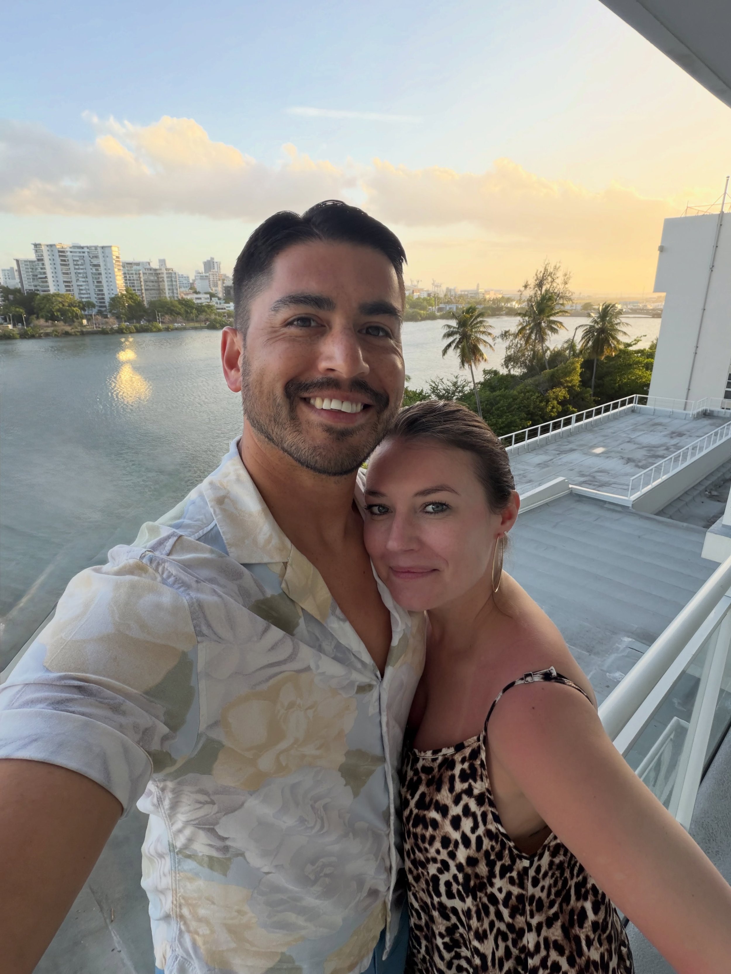 What a birthday weekend in Puerto Rico 🇵🇷

We tanned, we wandered, we ate and drank so much that it will require a second post. Lucky as always to share it with my love &hearts;️🫶🏽

(And yes, people spoke to me in Spanish the entire time 😅)
&bul