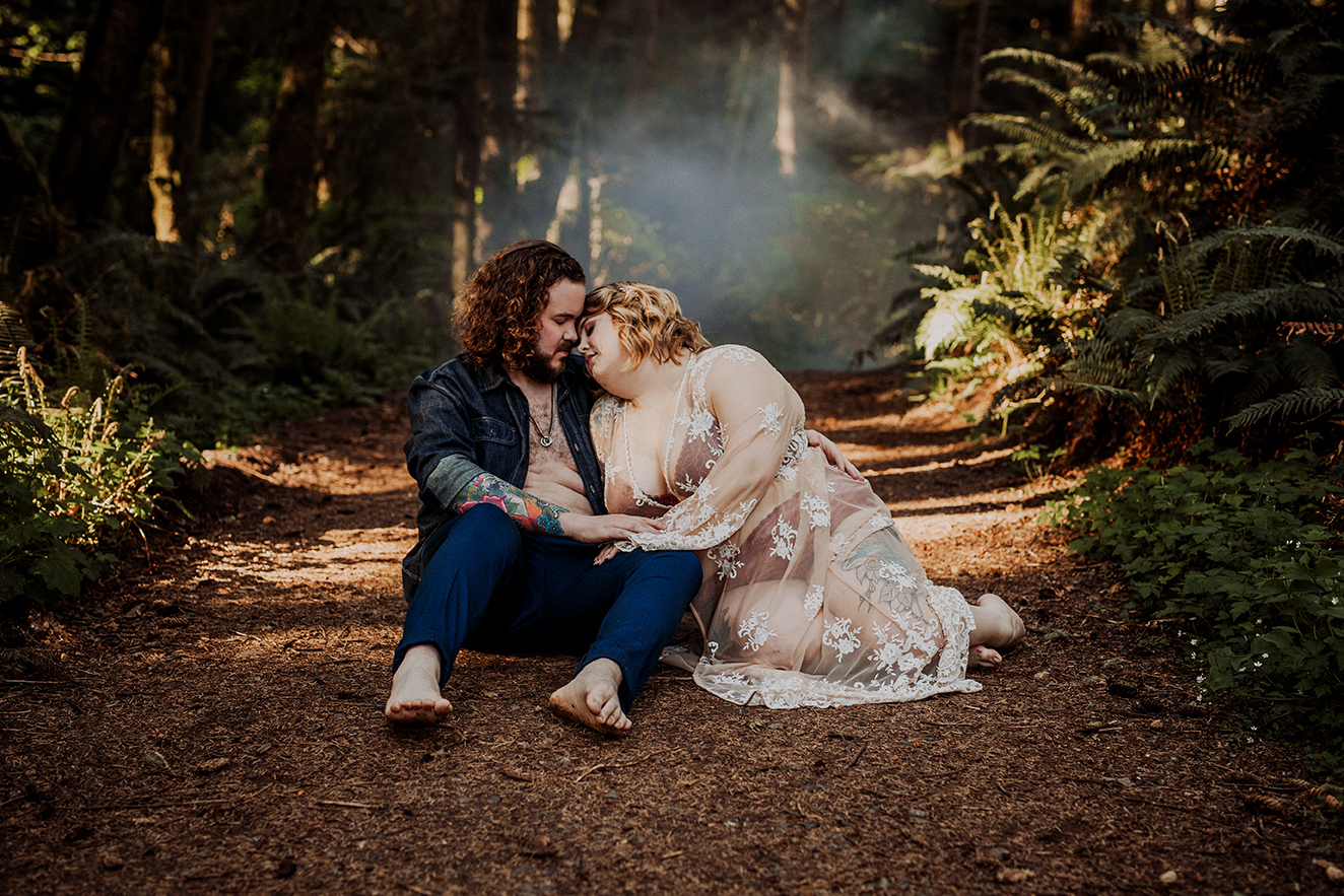 Vancouver-Island-Couples-Boudoir-Moss-Photography-18.jpg