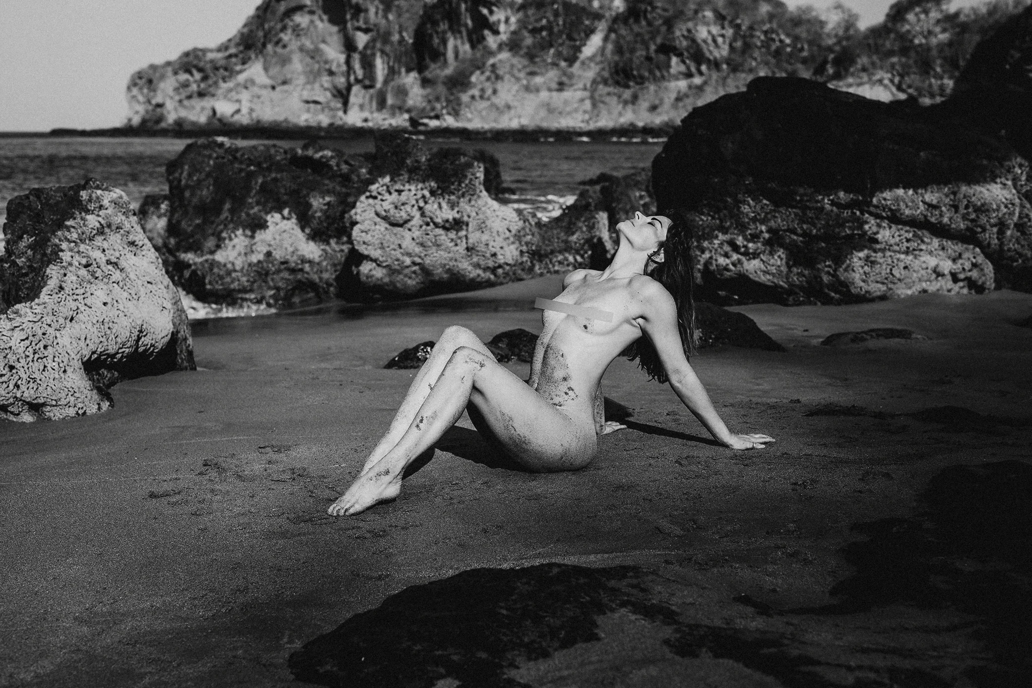 Destination-Boudoir-Moss-Photography-147bw.jpg
