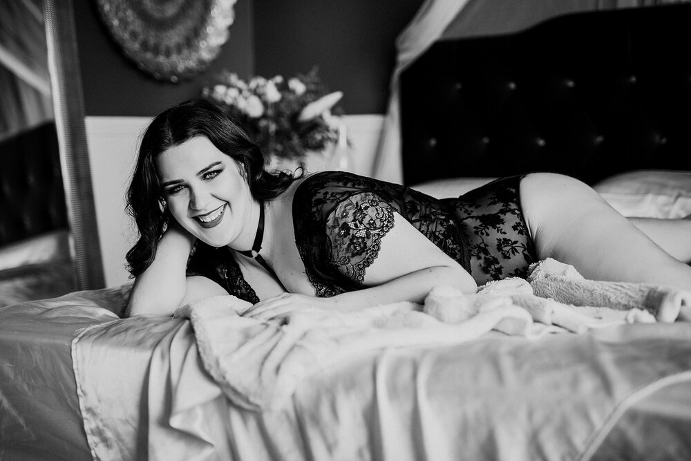 Victoria-BC-Boudoir-Photography-6bw.jpg