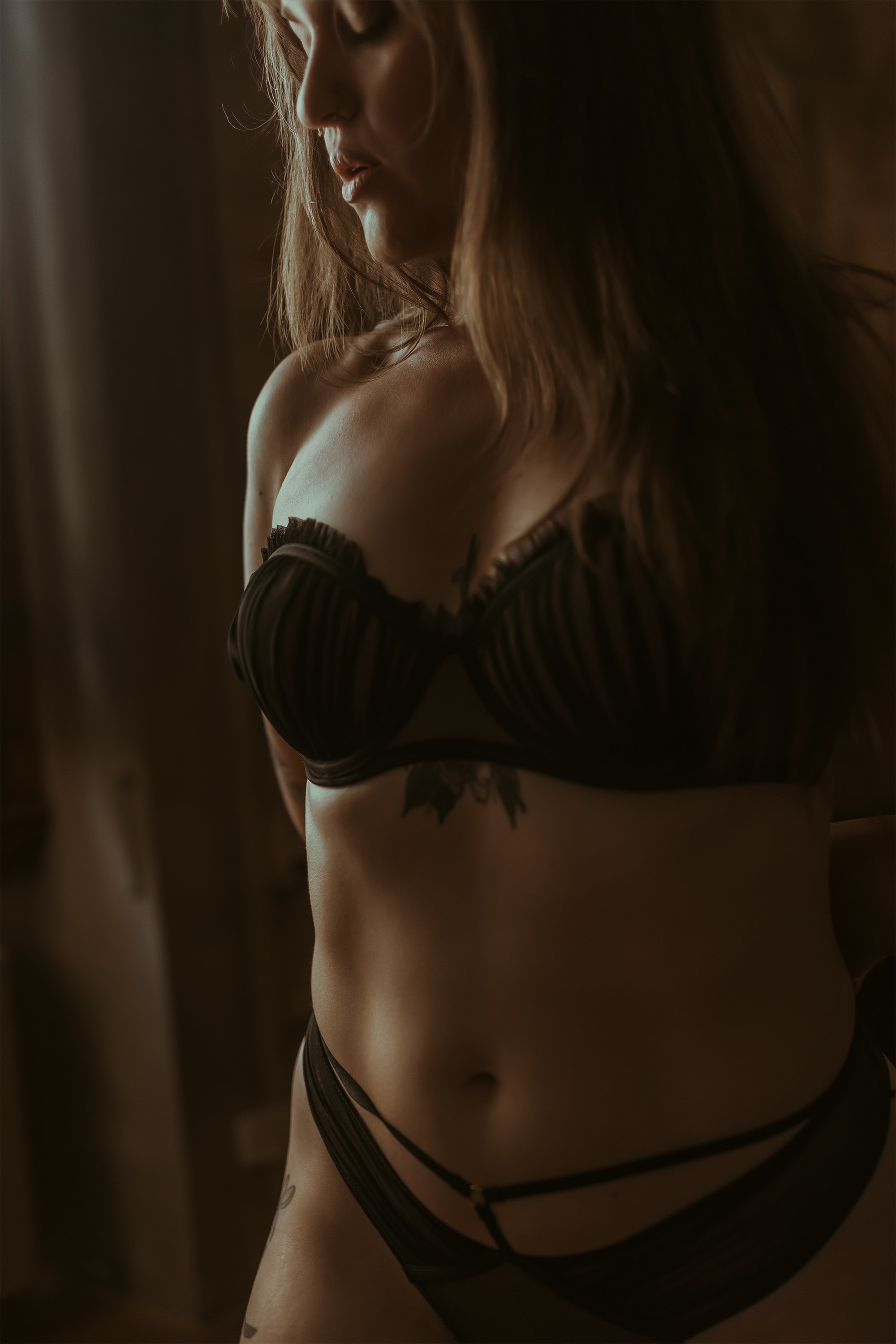 victoria bc destination boudoir copy.jpg