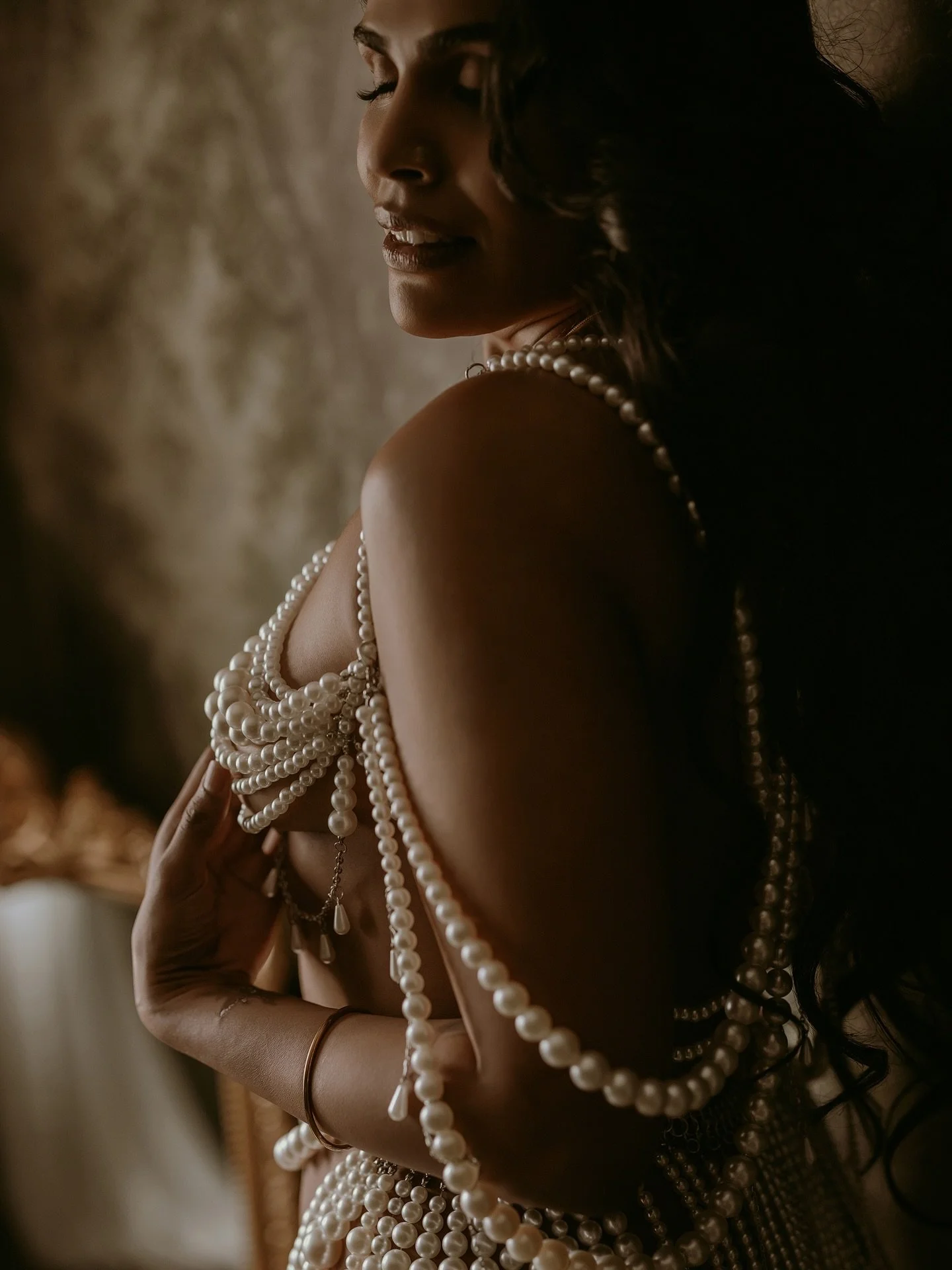 𝙸 𝚍𝚘𝚗&rsquo;𝚝 𝚔𝚗𝚘𝚠 𝚠𝚑𝚘 𝚗𝚎𝚎𝚍𝚜 𝚝𝚘 𝚑𝚎𝚊𝚛 𝚝𝚑𝚒𝚜 𝚋𝚞𝚝&hellip;
𝚈𝚘𝚞 𝚍𝚘𝚗&rsquo;𝚝 𝚗𝚎𝚎𝚍 𝚝𝚘 𝚎𝚊𝚛𝚗 𝚢𝚘𝚞𝚛 𝚓𝚘𝚢. 

You&rsquo;re the giver. The feeler. The healer. 
You hold space for everyone else.
But who&rsquo;s ho