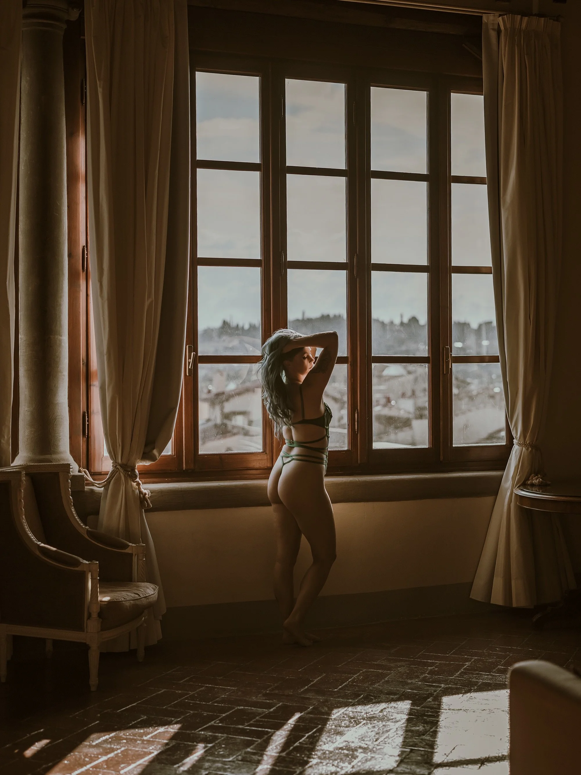Three separate rentals cancelled on me last minute for this session. 

This sweet soul traveled from Belgium to Florence to work with me. I booked the space months in advance &mdash; and then two days before the session they cancelled. I frantically 