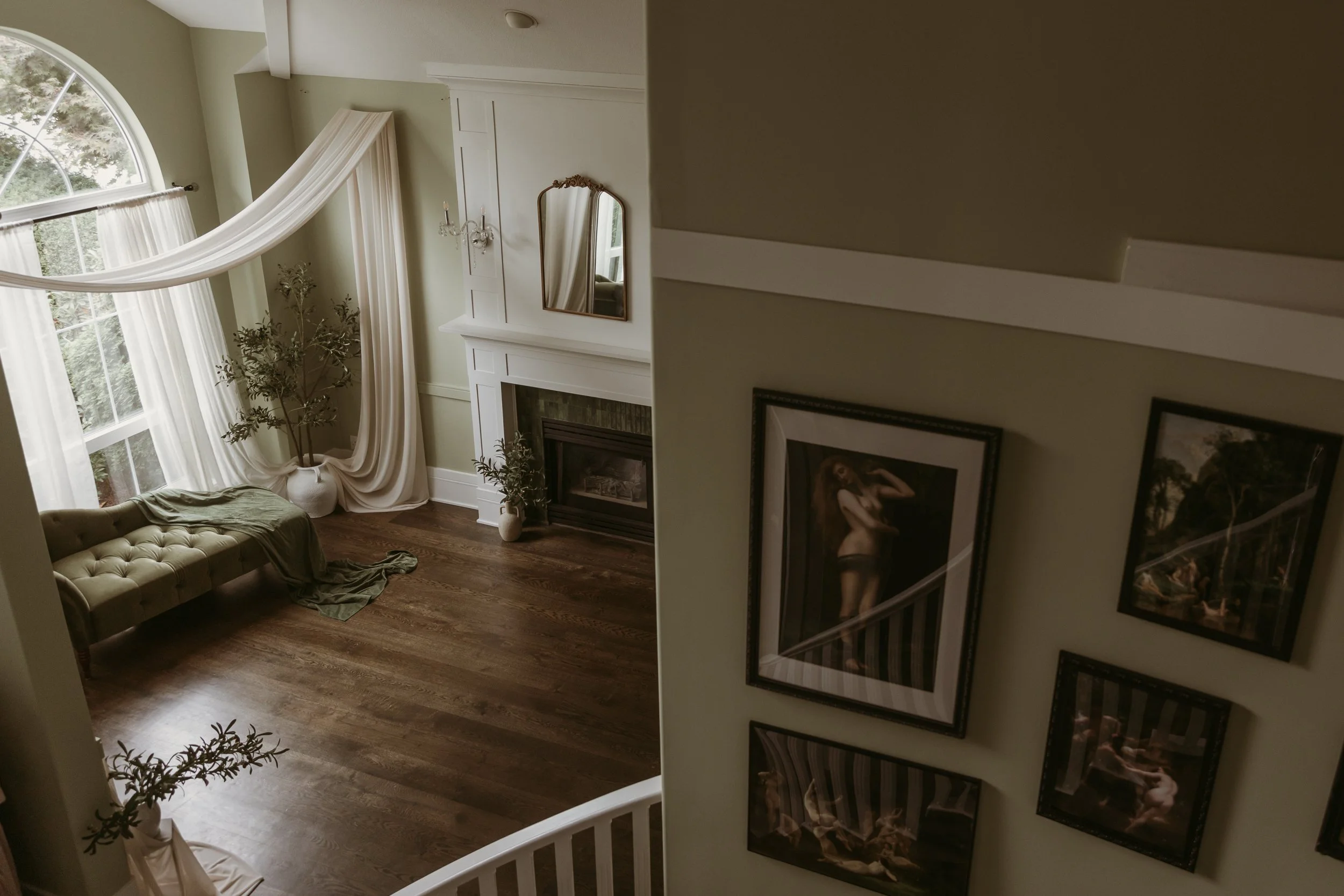 greater vancouver boudoir photo studio.jpg