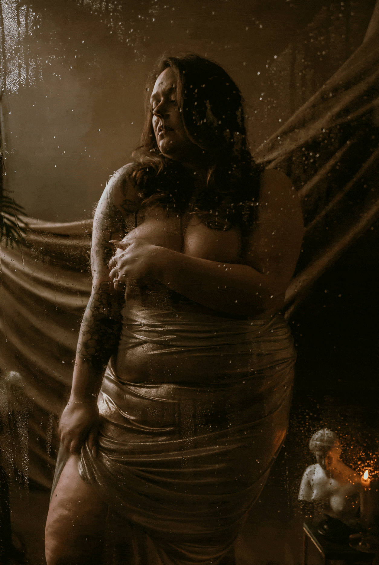 vancouver boudoir photography 4.gif