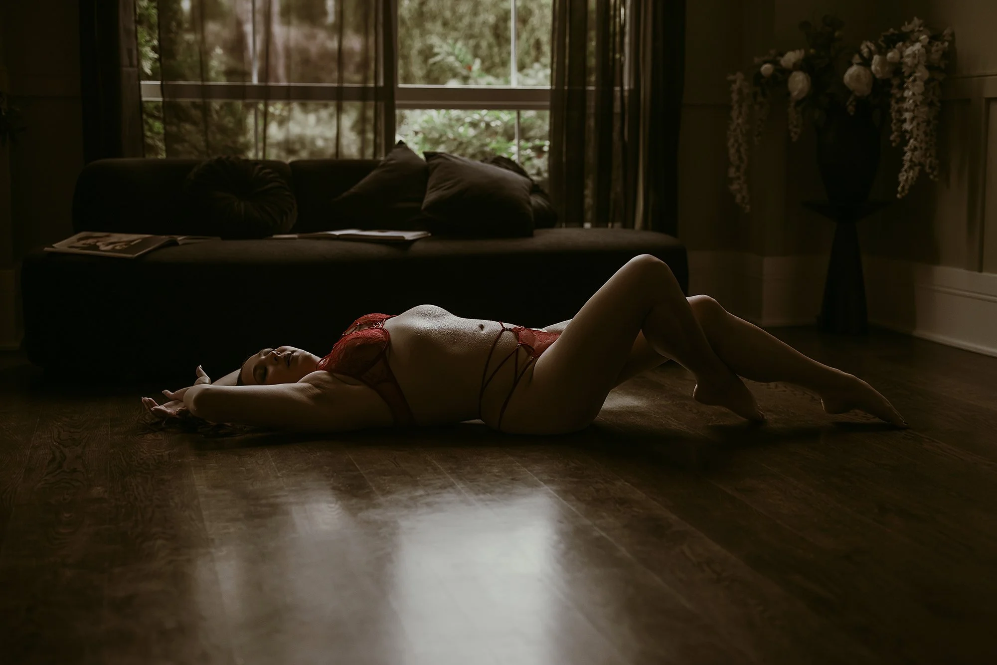 vancouver boudoir photographer 2.jpg