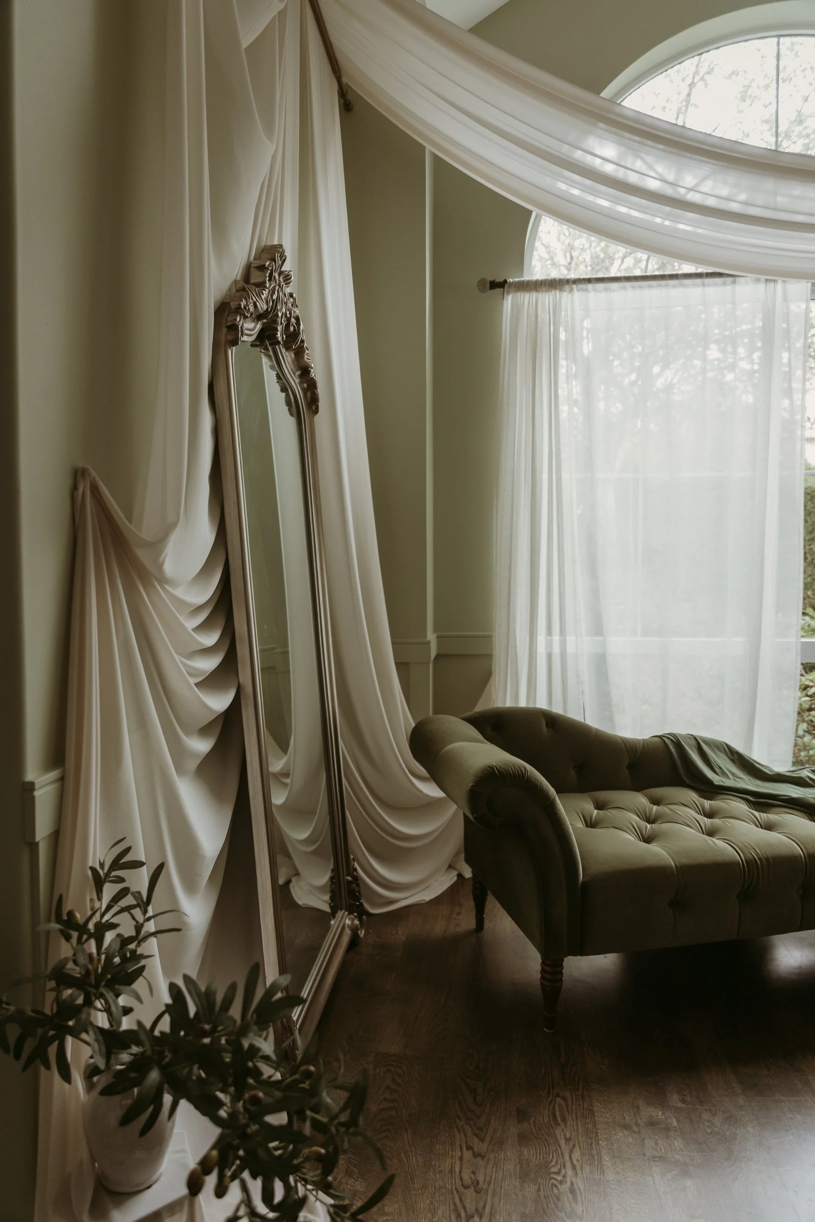 greater vancouver boudoir photo studio-6.jpg