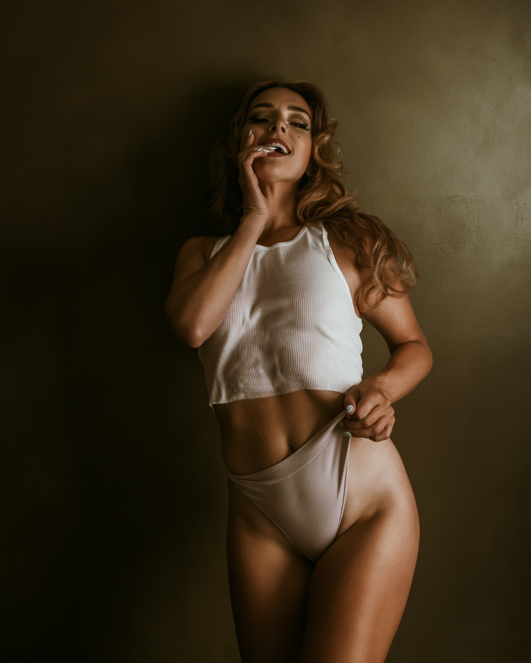 Vancouver Boudoir Session - Glam Session