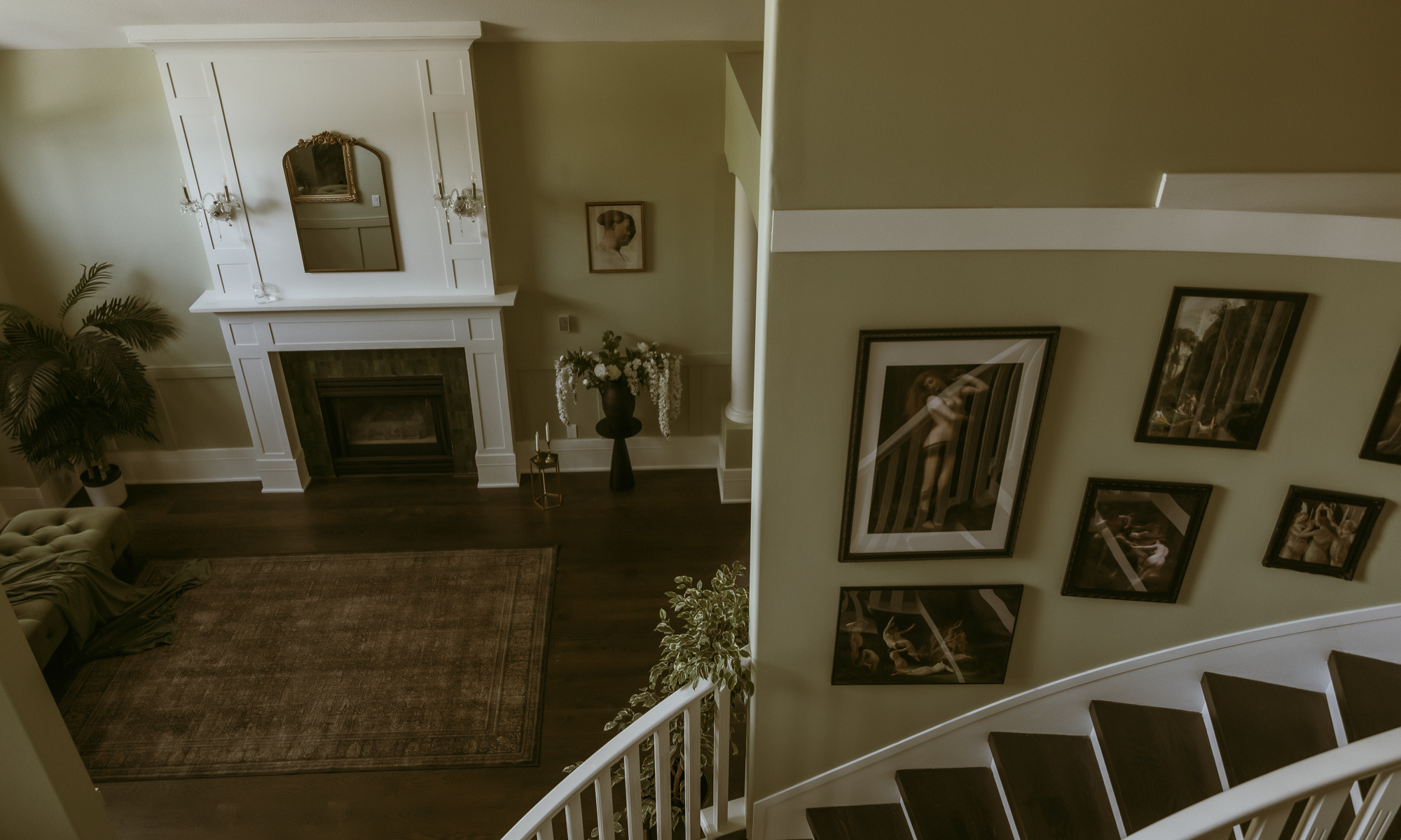 Vancouver Renaissance Inspired Self Love Boudoir Studio - 3.png