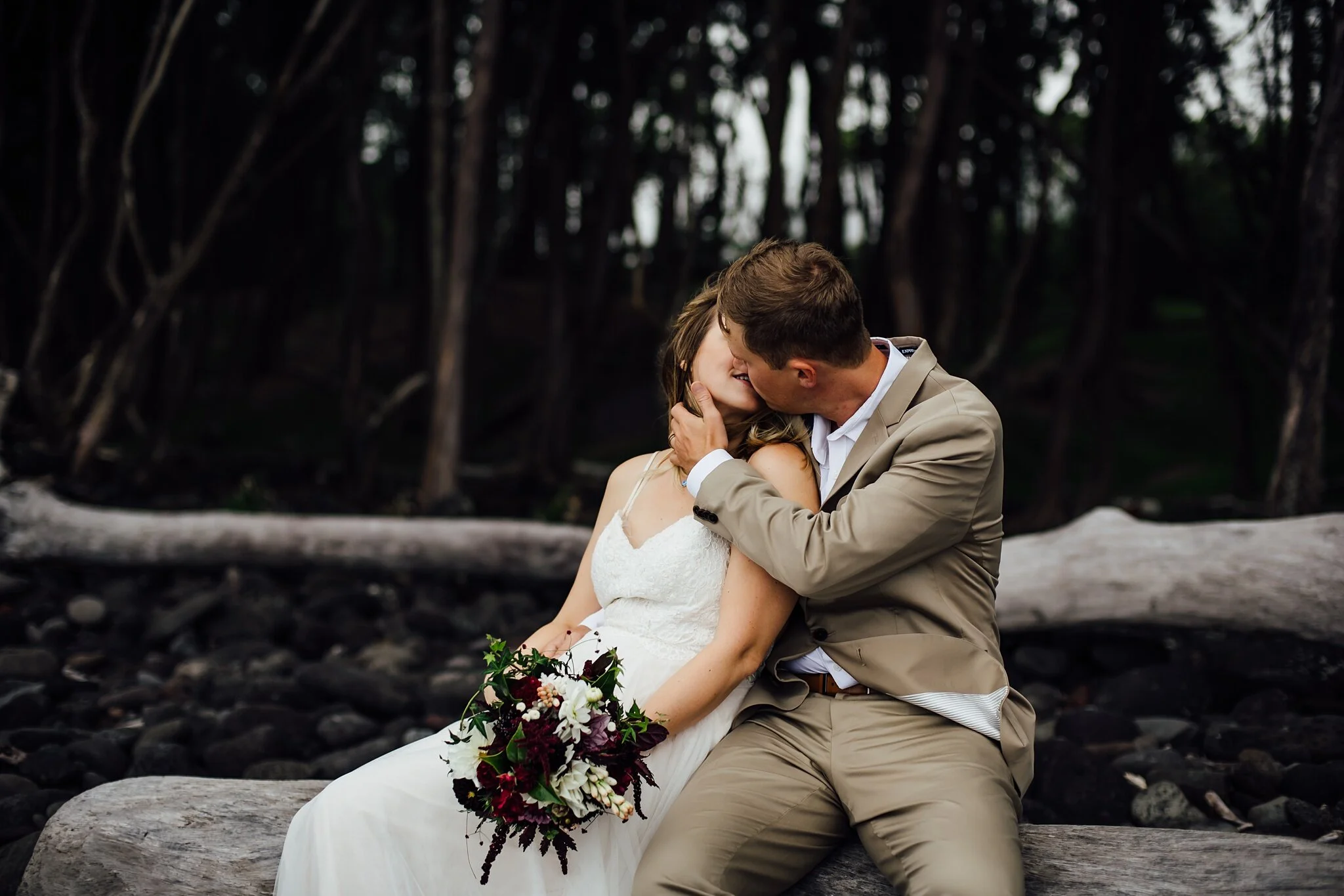 big-island-wedding-photographer-pololu-valley-wedding